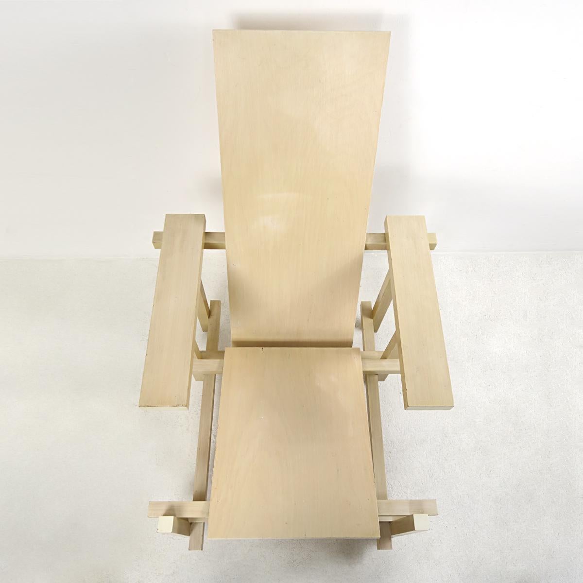 Modernist Chair Made of Uncolored Lacquered Wood after Gerrit Rietveld's Design 9