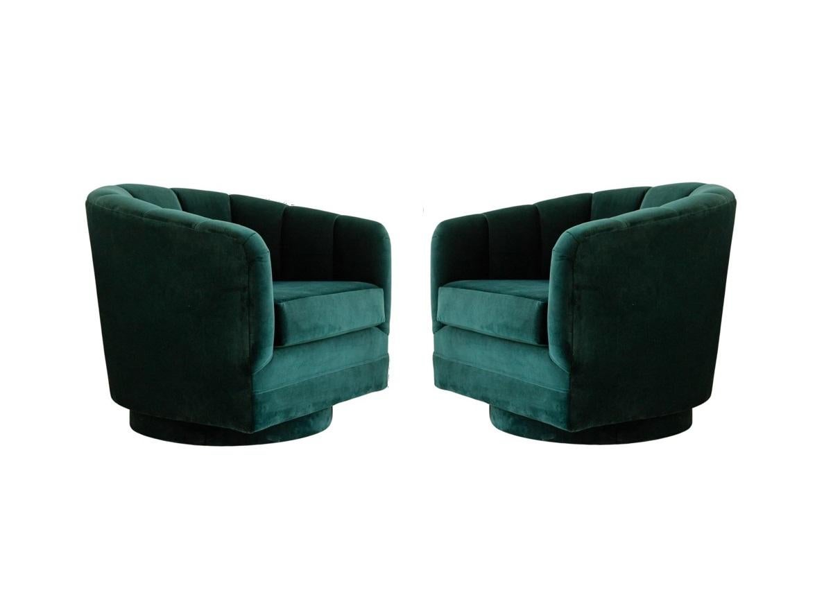 Modernist Channel-back Club Chairs by Milo Baughman for Thayer Coggin In Excellent Condition For Sale In Dallas, TX