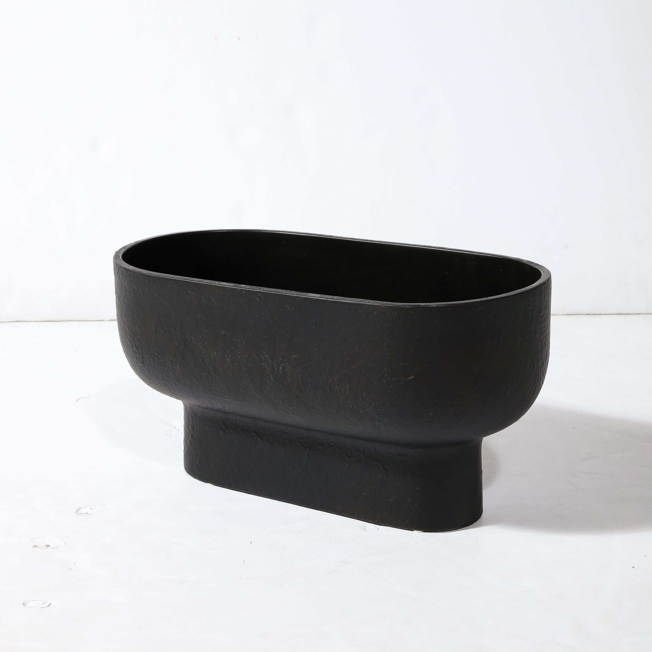 Vaso/ciotola per orchidee in ceramica Modernist Charcoal Hue in vendita 3