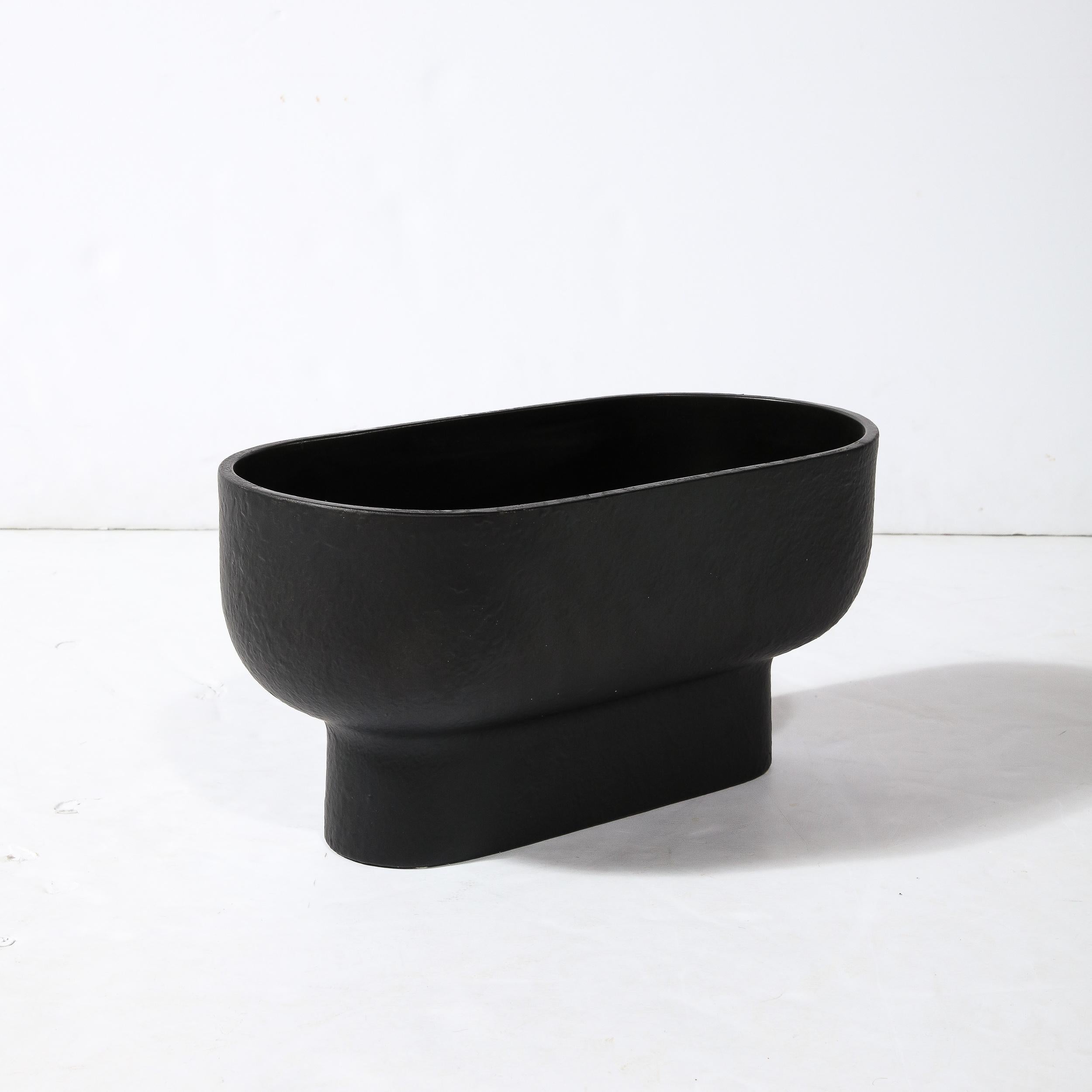 Vaso/ciotola per orchidee in ceramica Modernist Charcoal Hue in vendita 5