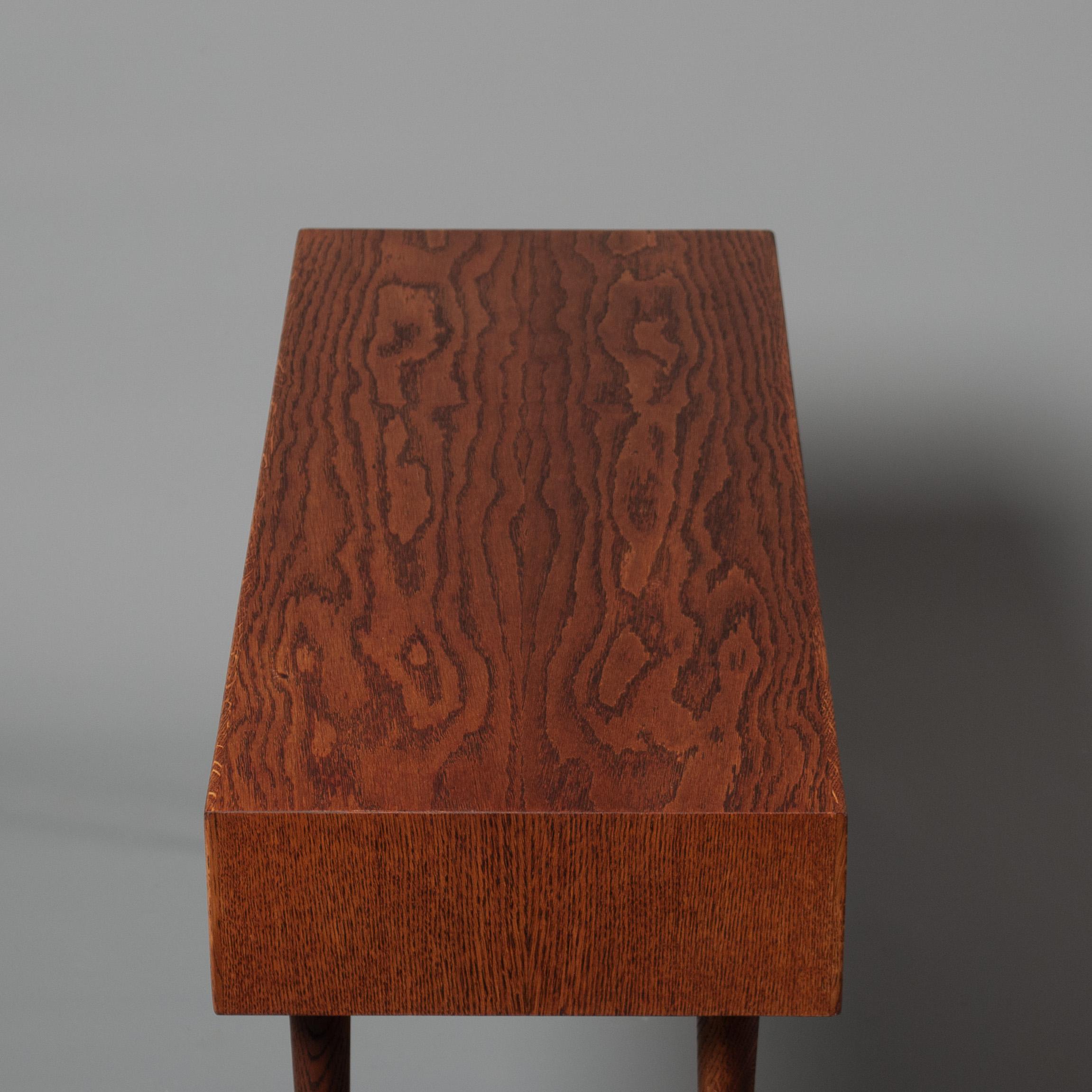 Cassapanca modernista, Niels Clausen 2