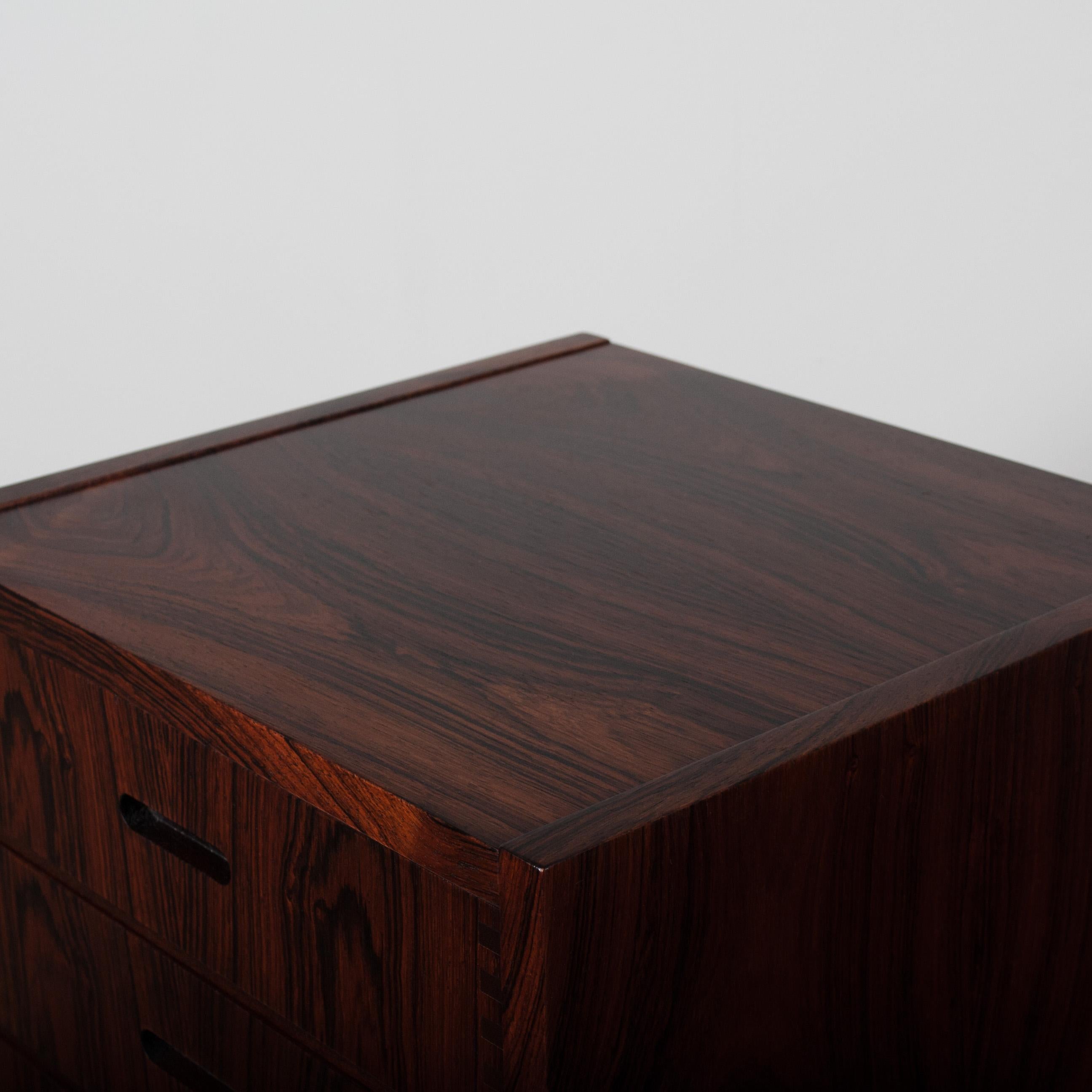 Teak Cassettiera modernista in vendita