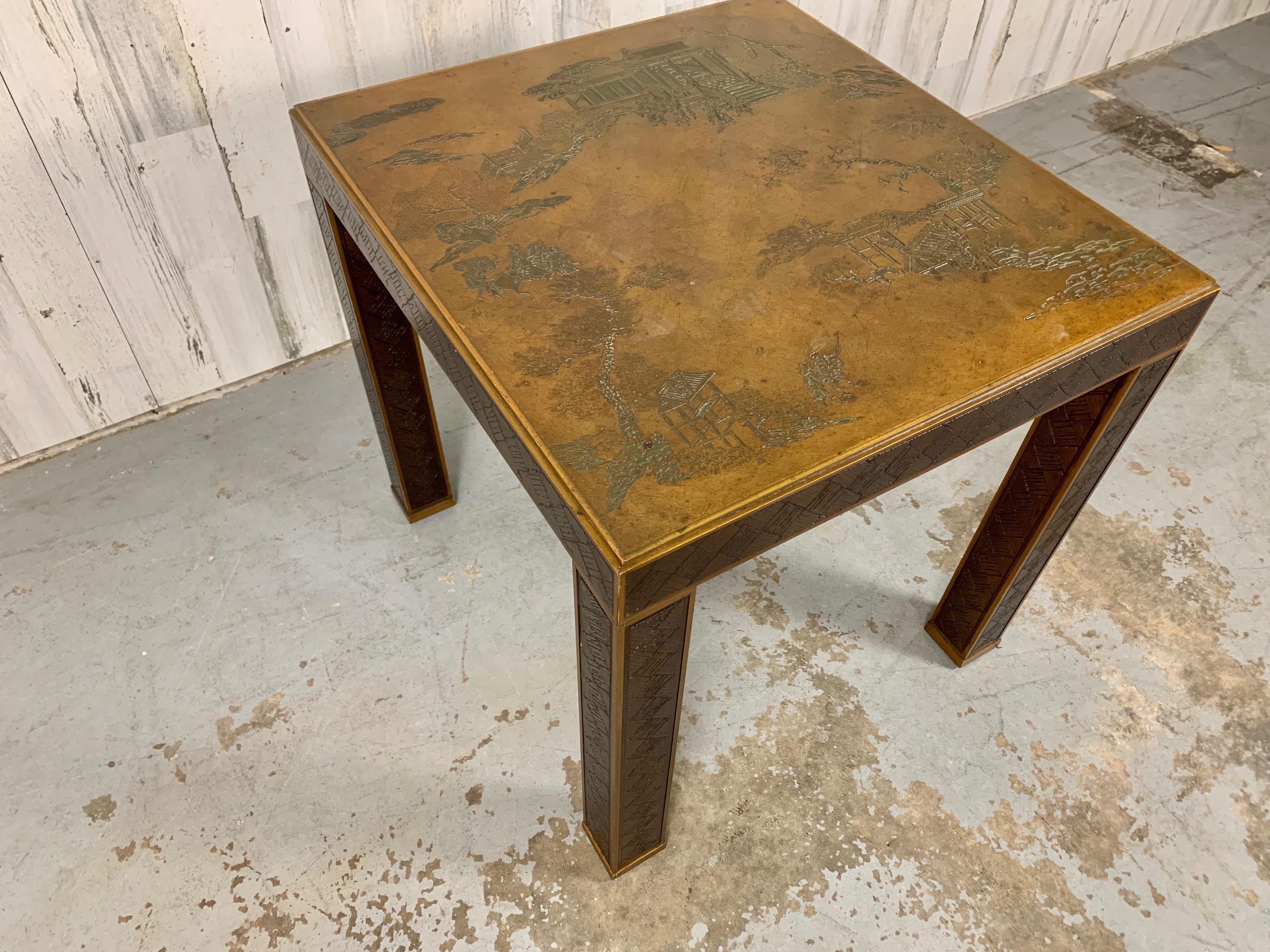 Modernistischer Beistelltisch im Chinoiserie-Stil im Zustand „Gut“ im Angebot in Denton, TX