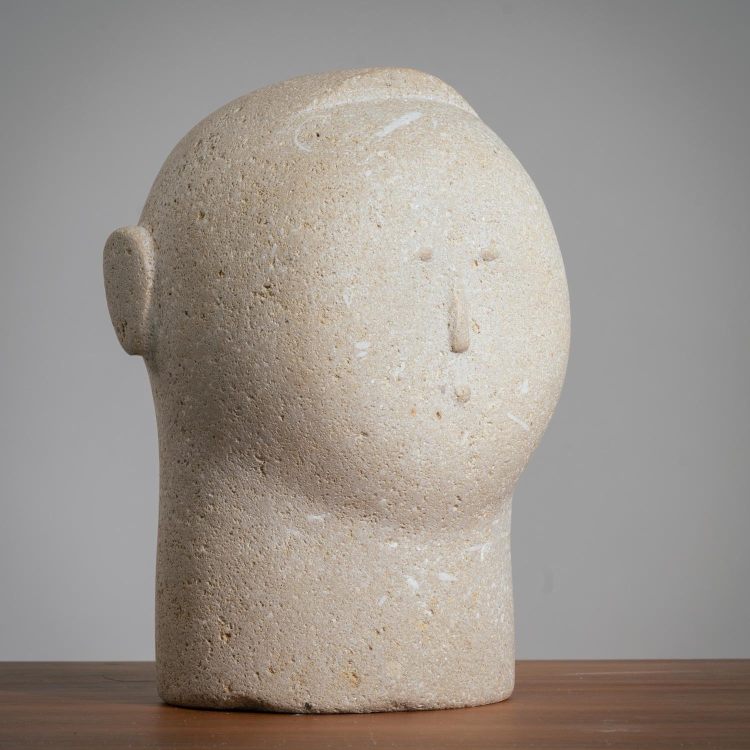 Modernistische gehackte männliche Büste aus Sandstein (Moderne) im Angebot