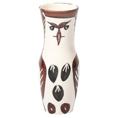 Modernist "Chouetton" Vase by Pablo Picasso in White Earthenware Hand-Painted