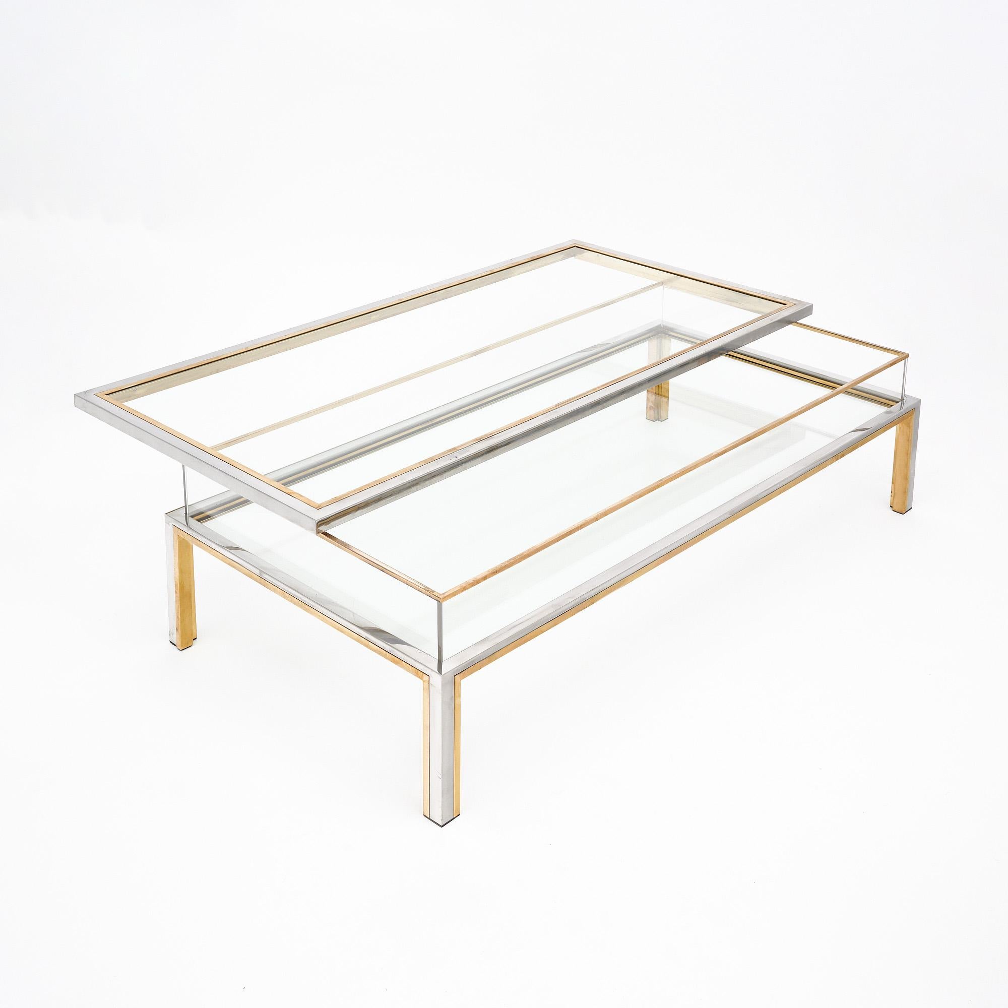 Table basse moderniste en chrome et laiton par Maison Charles Bon état - En vente à Austin, TX
