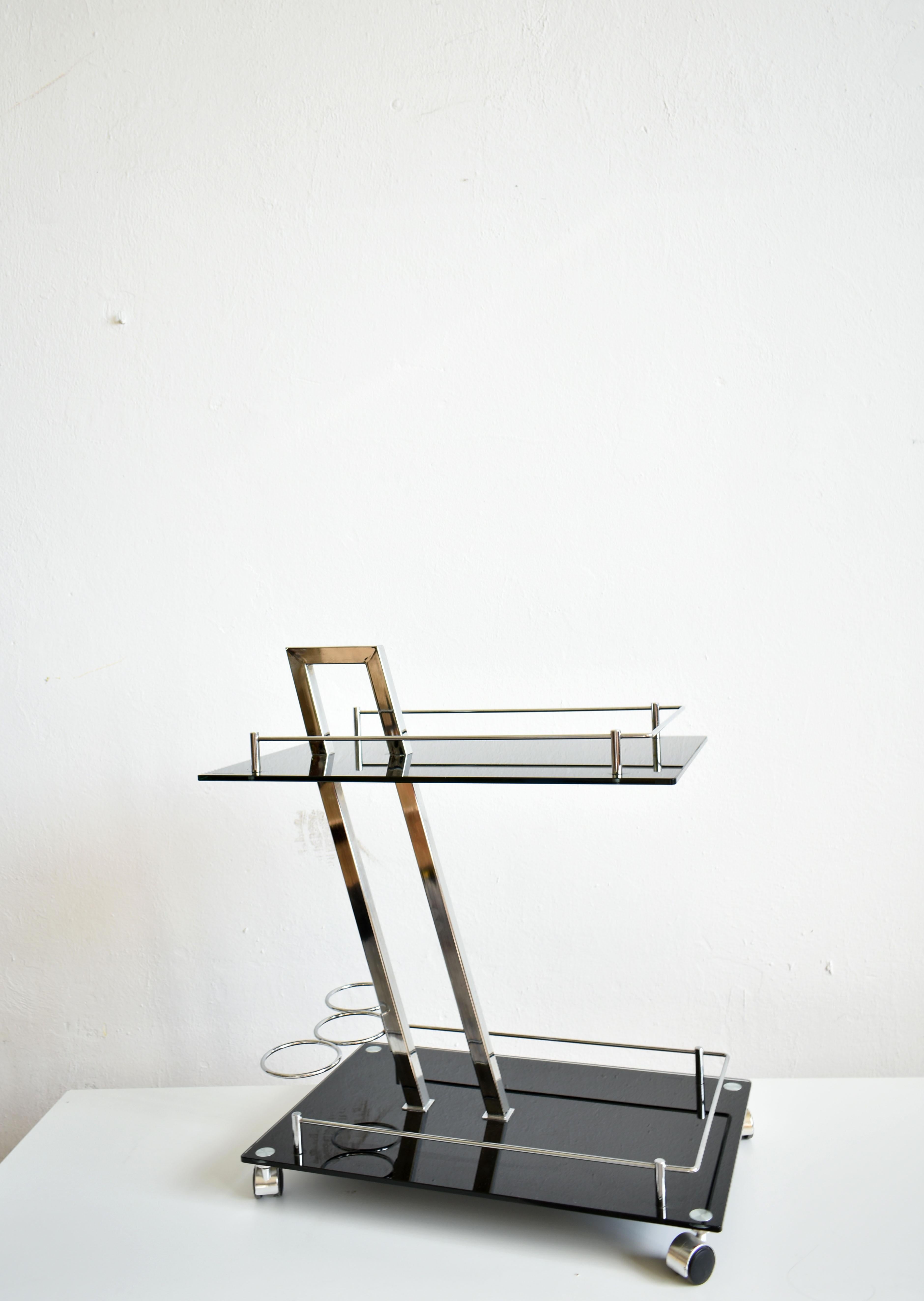 Hollywood Regency Modernist Chrome and Glass Bar Cart Trolley Attributed to Willy Rizzo, 1970s
