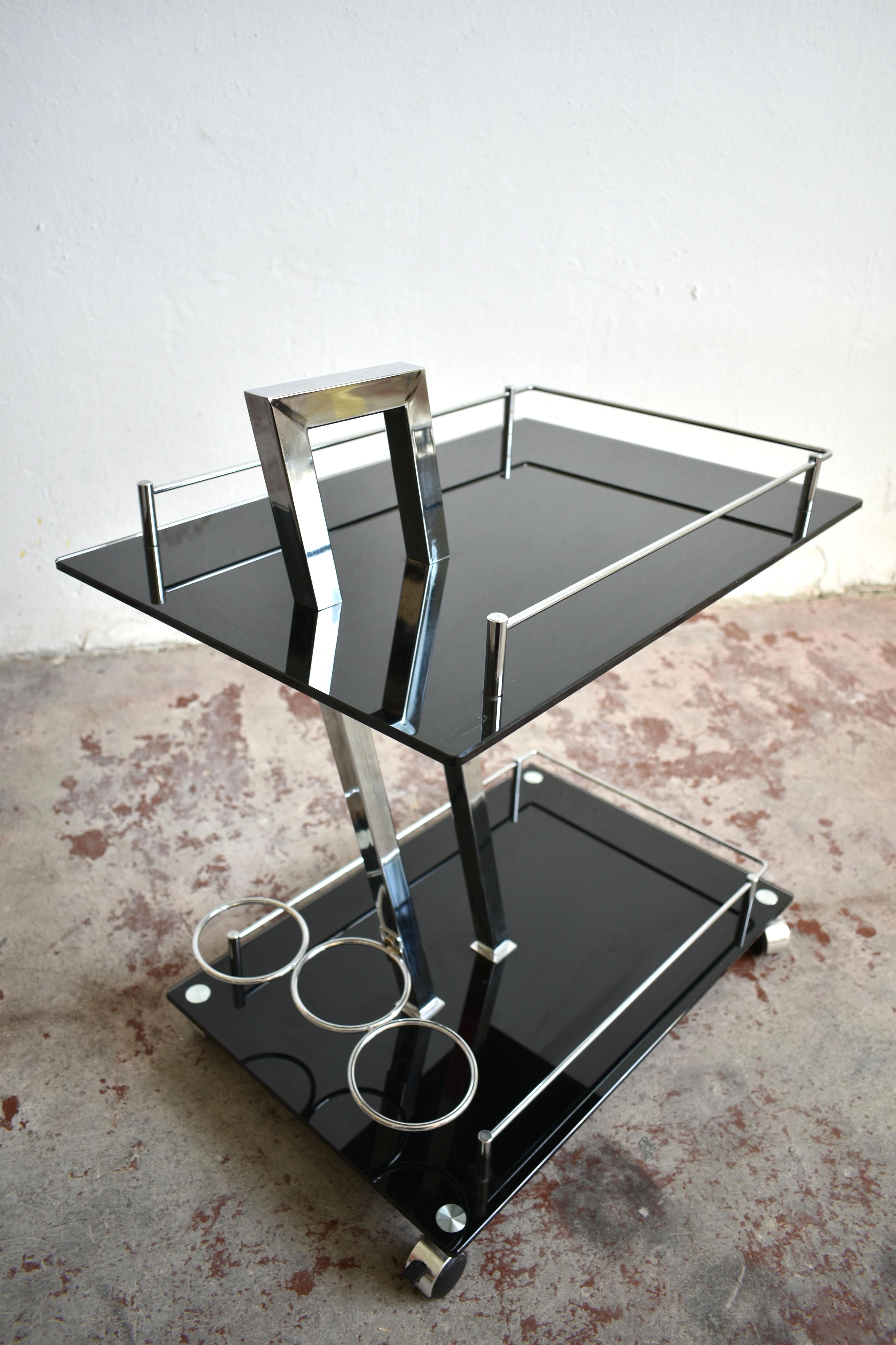 Modernist Chrome and Glass Bar Cart Trolley Attributed to Willy Rizzo, 1970s In Good Condition In Zagreb, HR