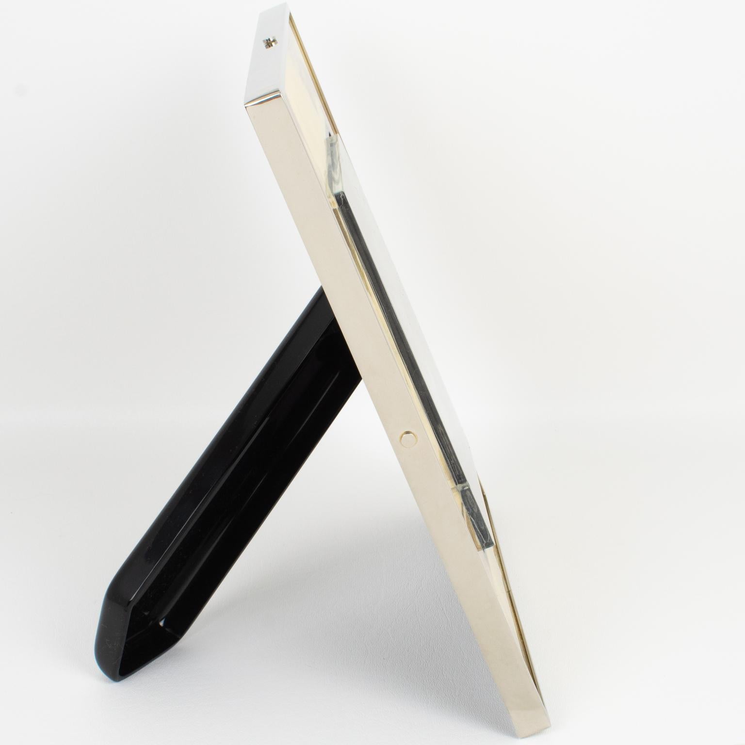 Italiano Cornice modernista intarsiata in cromo e corno, circa 1970 in vendita