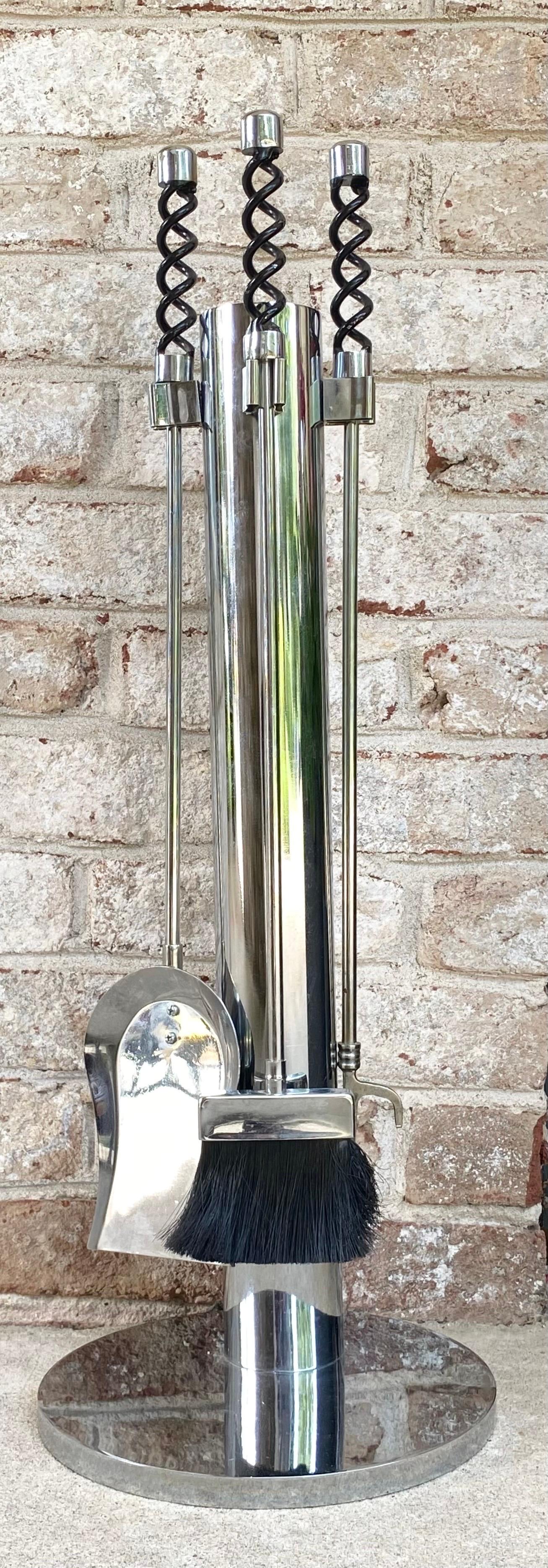 Modernist Chrome Fireplace Tools with Spring Handles For Sale 8