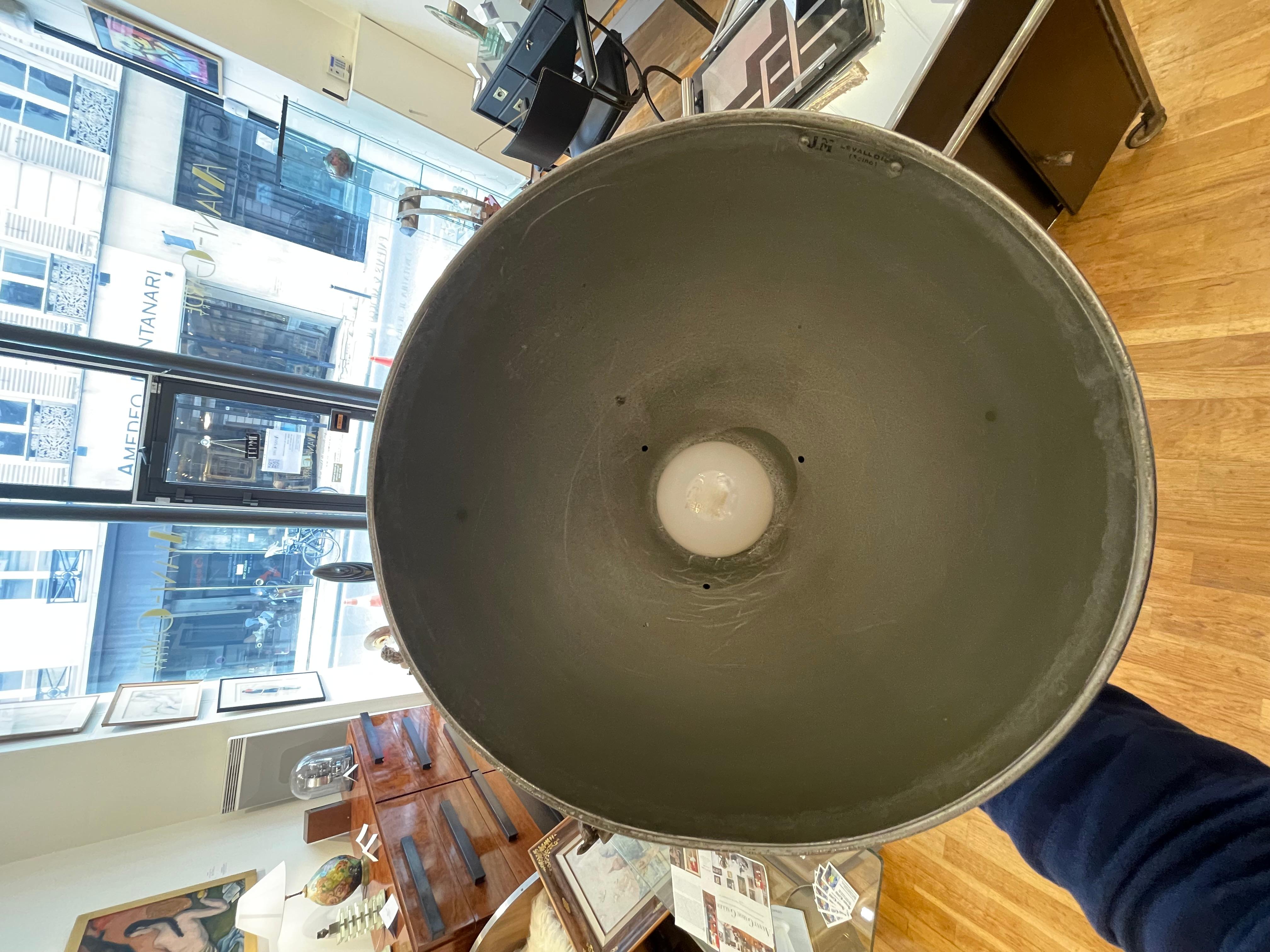 Iconic Modernist Floor Lamp by Robert MALLET-STEVENS (1886-1945), circa 1930 For Sale 3