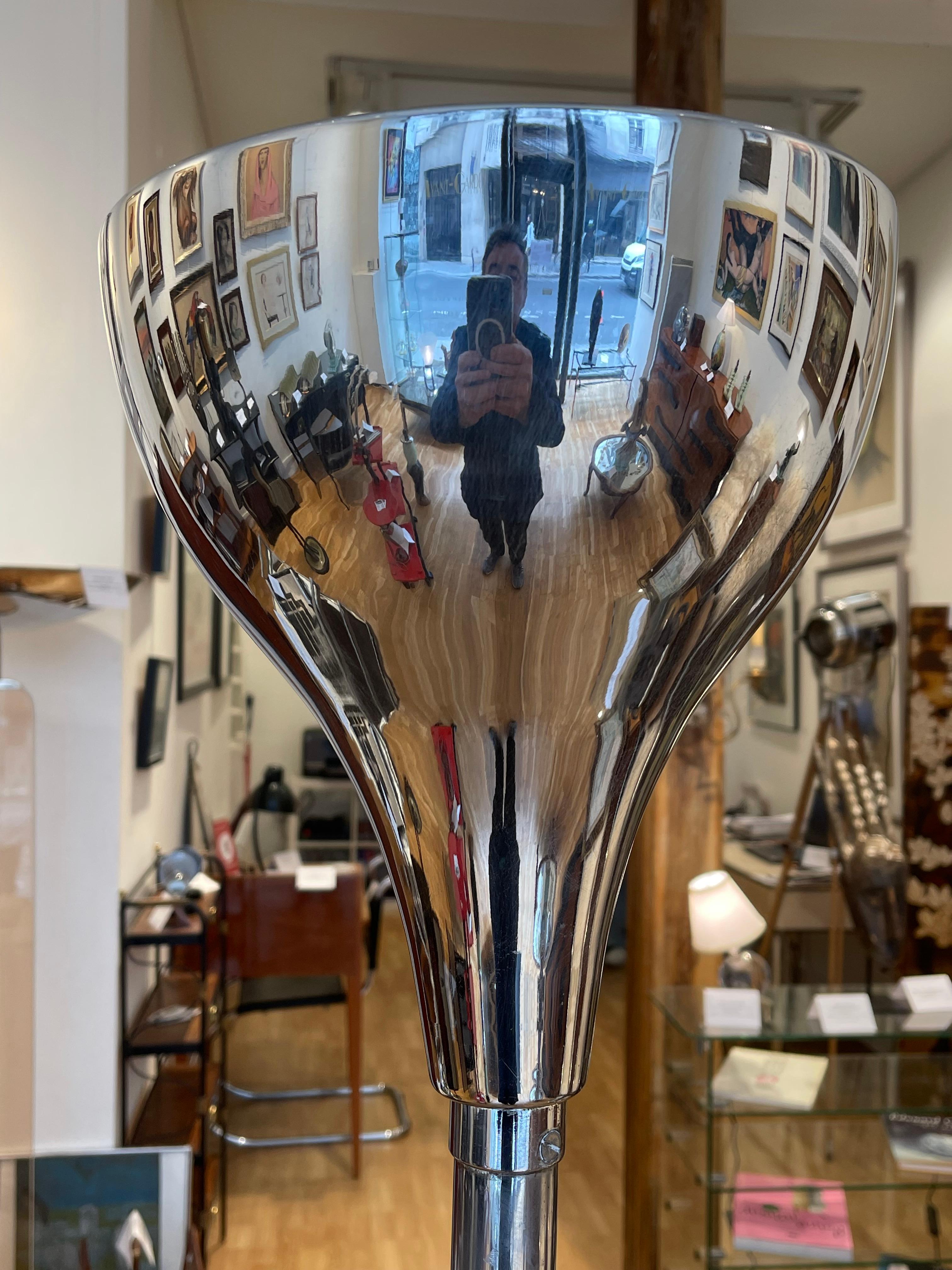 Iconic Modernist Floor Lamp by Robert MALLET-STEVENS (1886-1945), circa 1930 For Sale 1