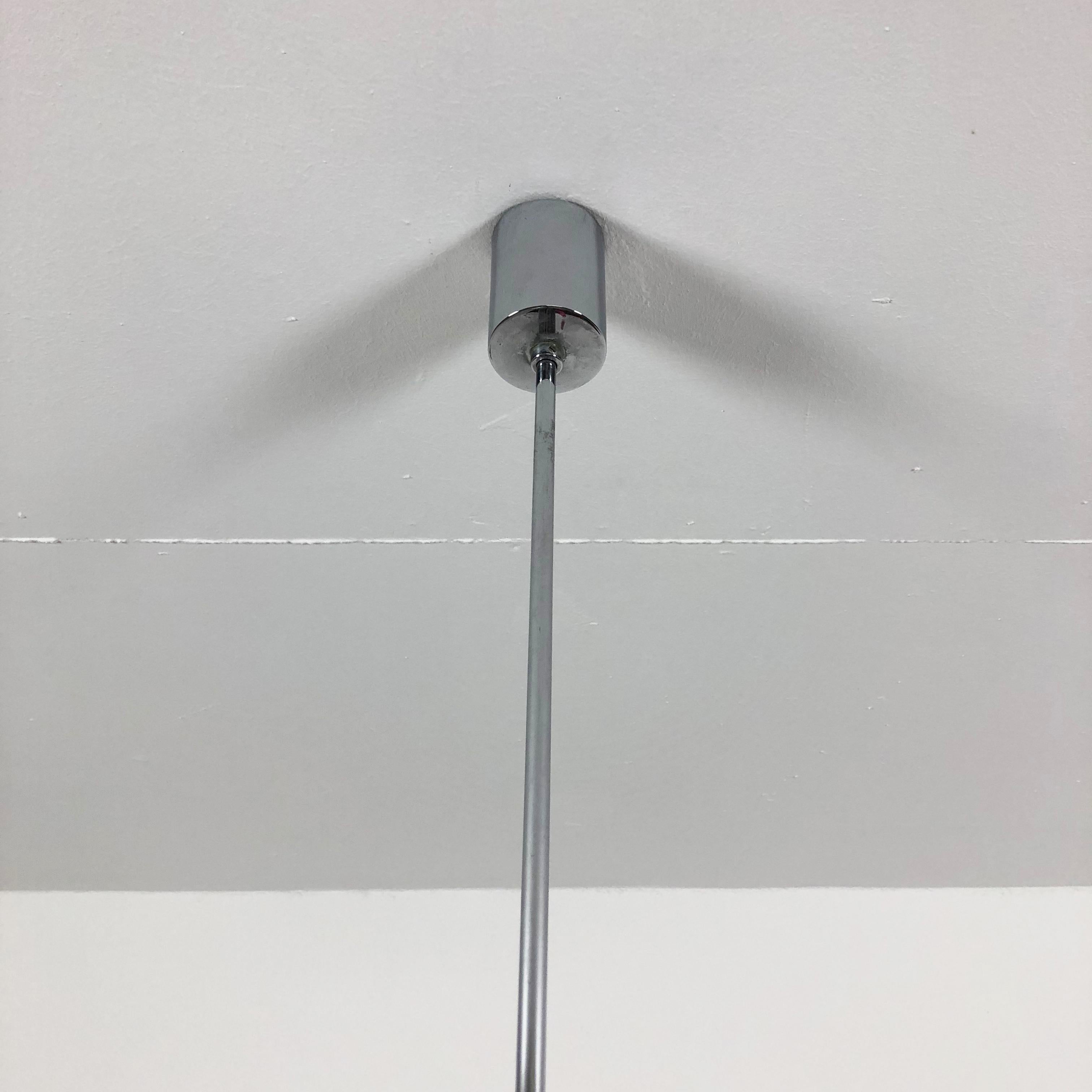 Lampe suspendue moderniste en chrome Spoutnik, Cosack Lights, 1970, Allemagne en vente 3