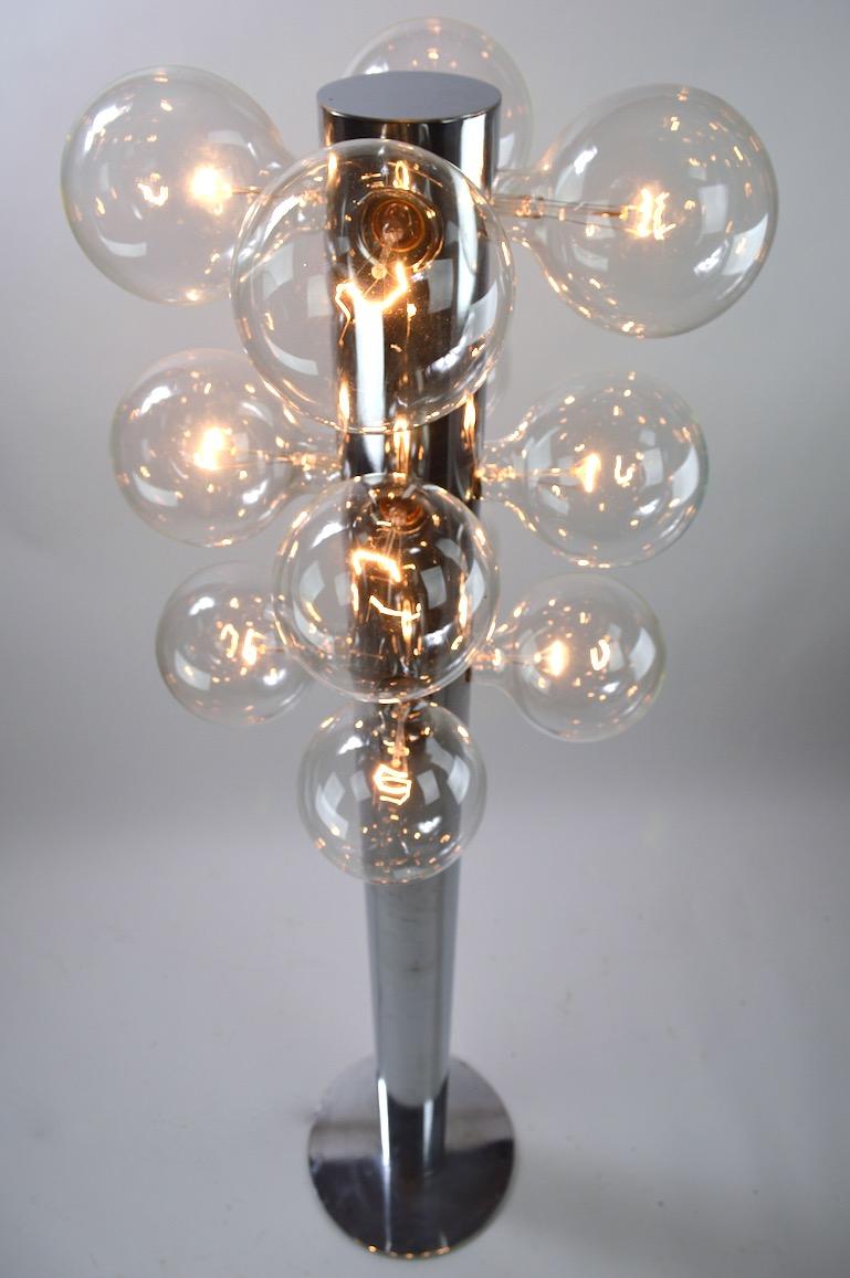 Modernist Chrome Totem Lamp Attributed to Kovacs In Good Condition In New York, NY