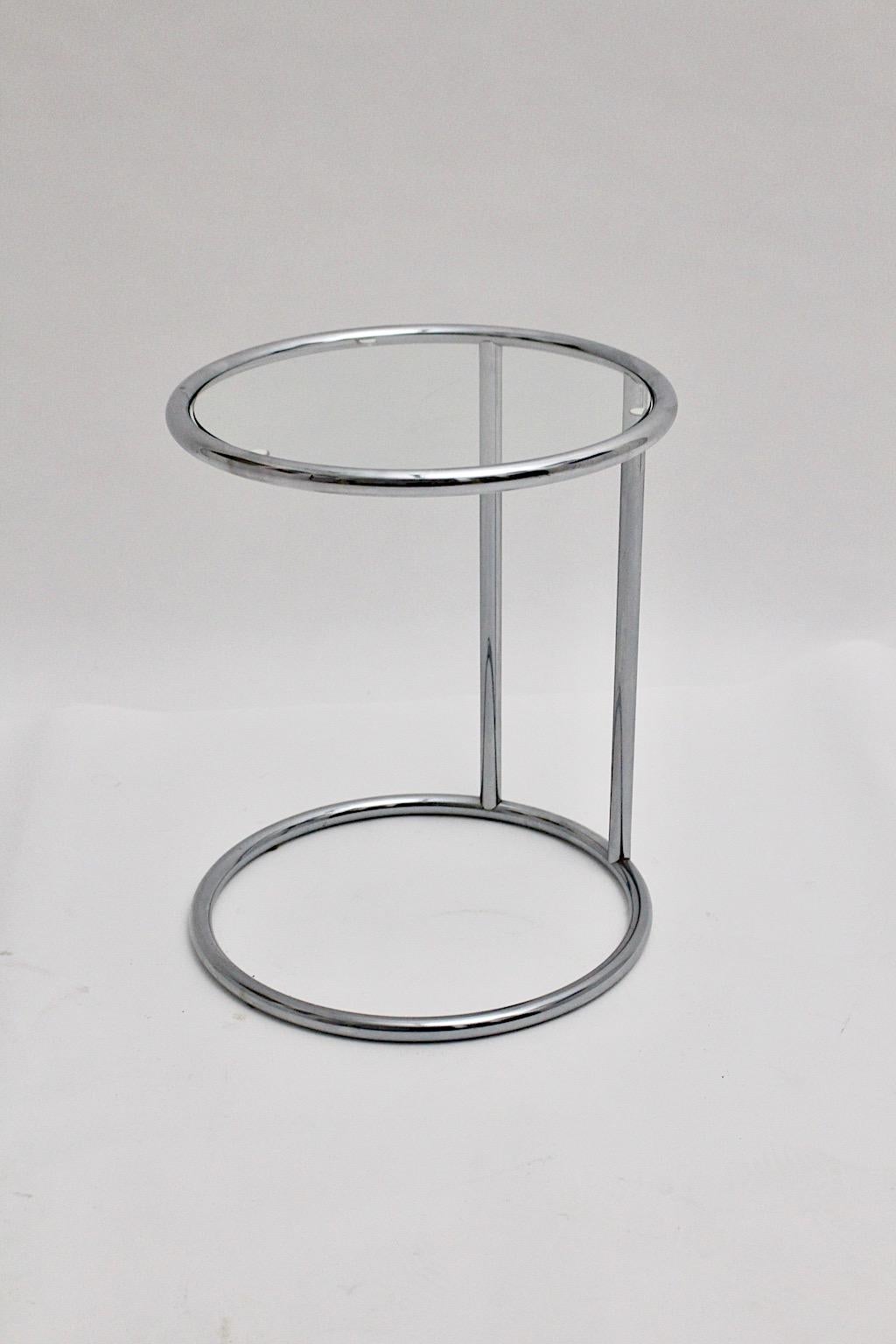 20th Century Modernist Chromed Metal Clear Glass Vintage Side Table Italy 1980s For Sale