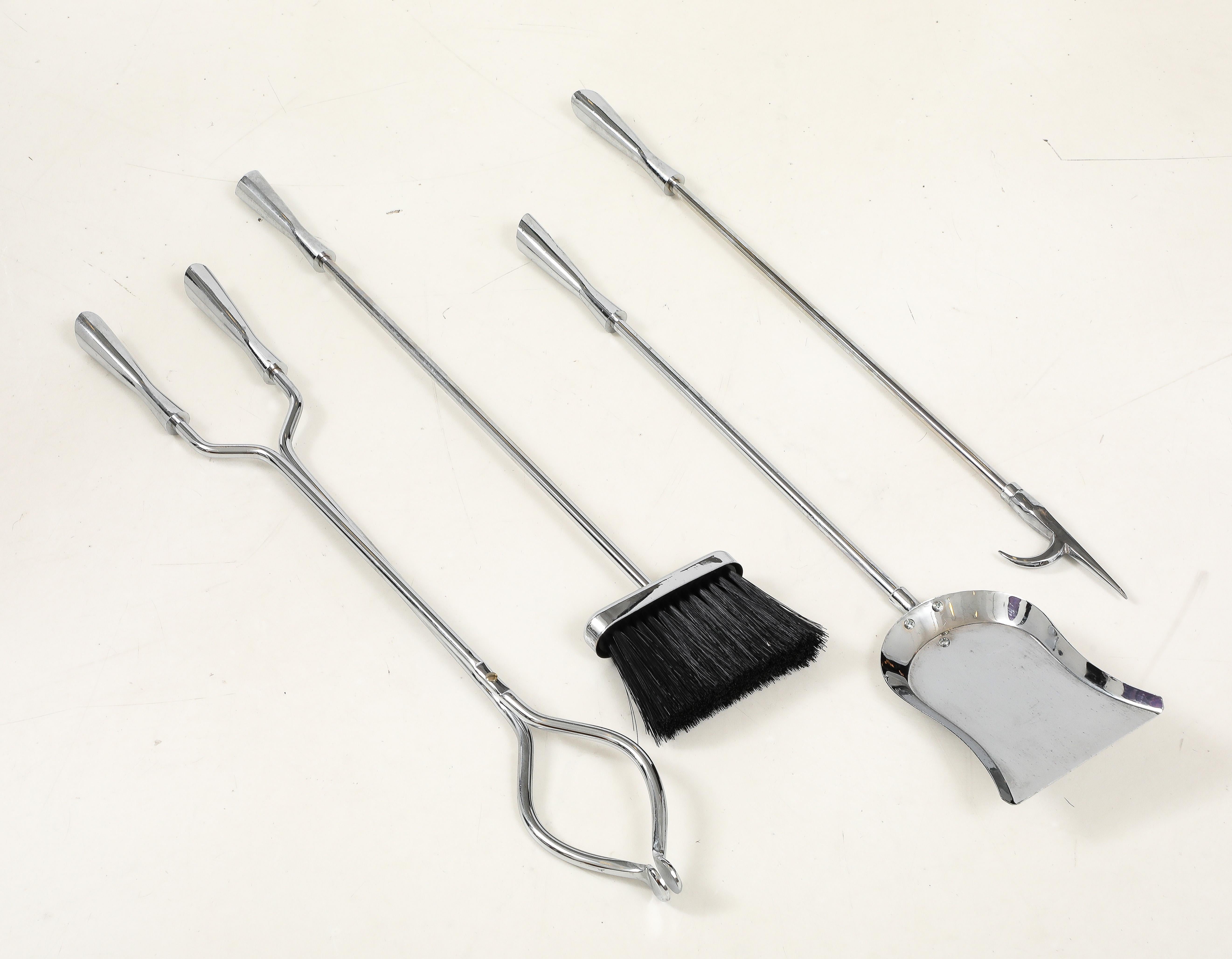 Outils de cheminée modernistes chromés, style Karl Springer en vente 5