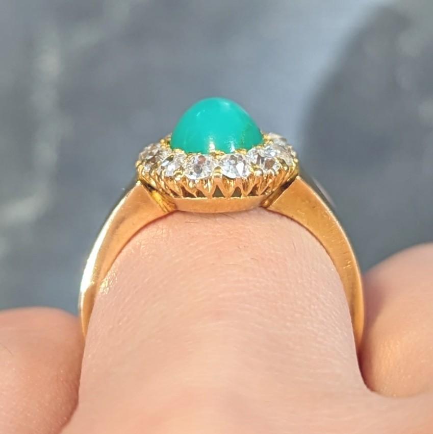 Modernist Chrysoprase Diamond 18 Karat Yellow Gold Vintage Halo Ring For Sale 9
