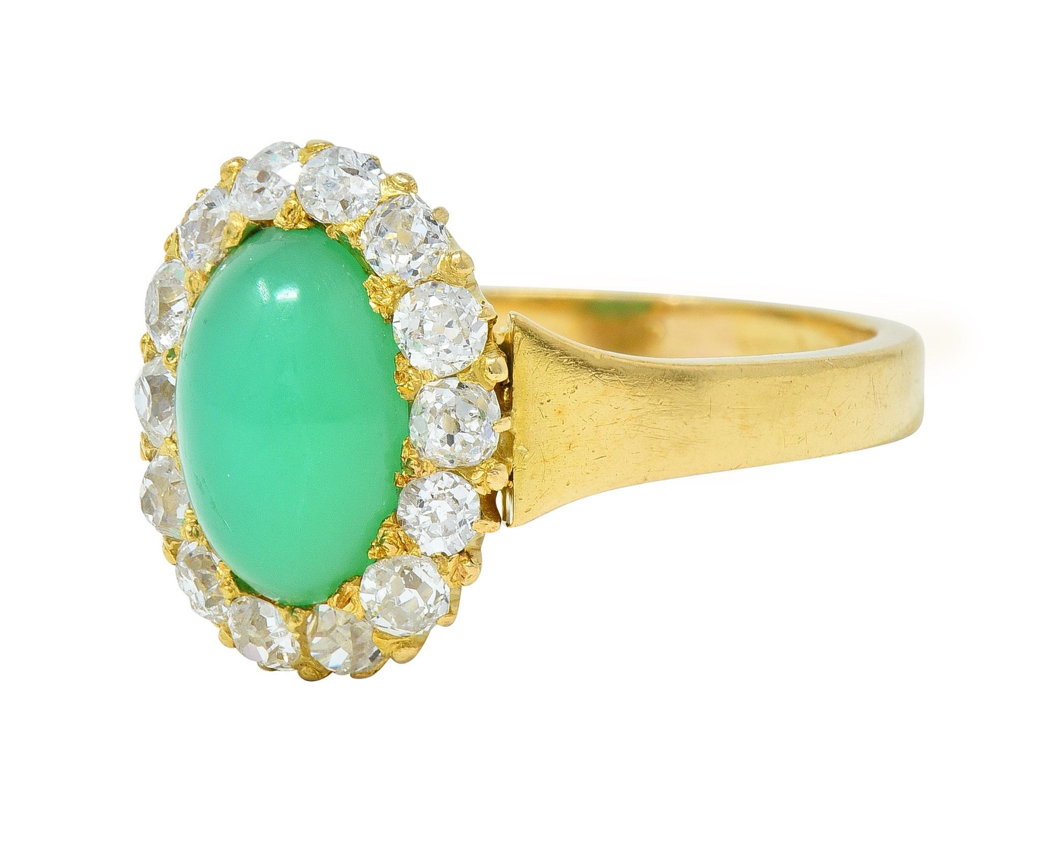 Modernist Chrysoprase Diamond 18 Karat Yellow Gold Vintage Halo Ring For Sale 1
