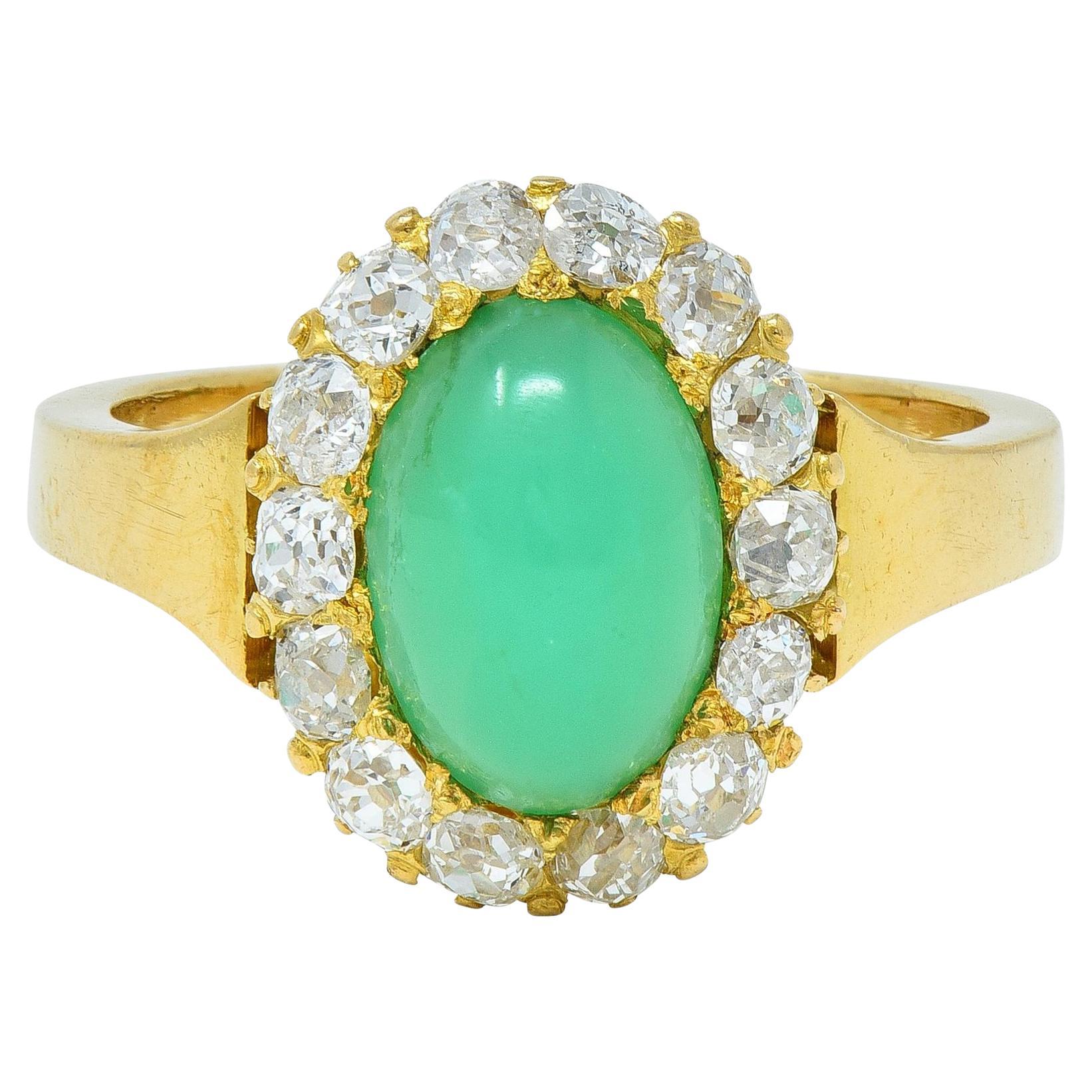 Modernist Chrysoprase Diamond 18 Karat Yellow Gold Vintage Halo Ring For Sale