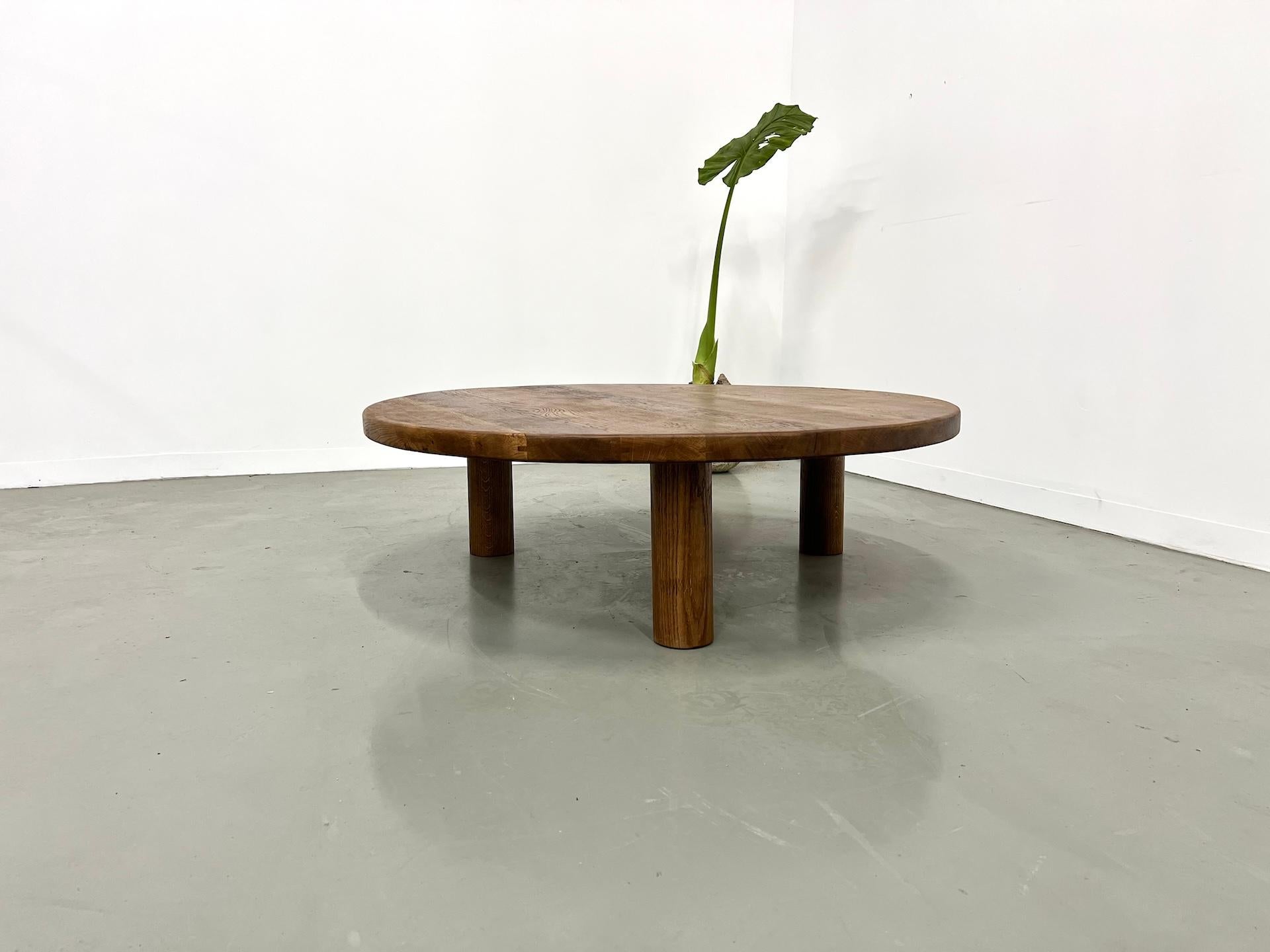 Table basse circulaire moderniste en Oak Oak, France, 1950 en vente 10