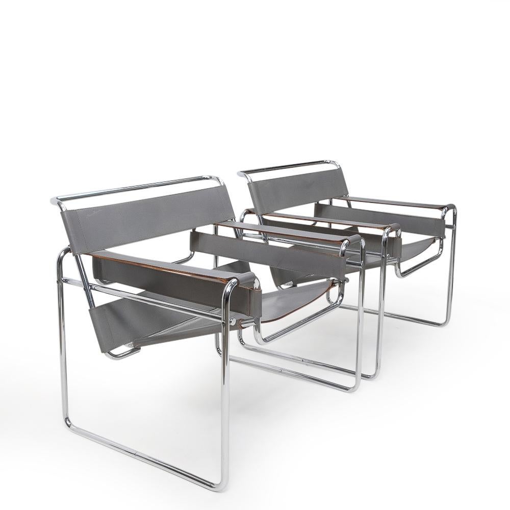Designed in 1925 by Marcel Breuer, this chair’s construction based on bent chromed steel tubes was inspired by bicycle frames. Breuer’s B3 or “Wassily” chair was originally designed for use in the office of Wassily Kandinsky at the Bauhaus