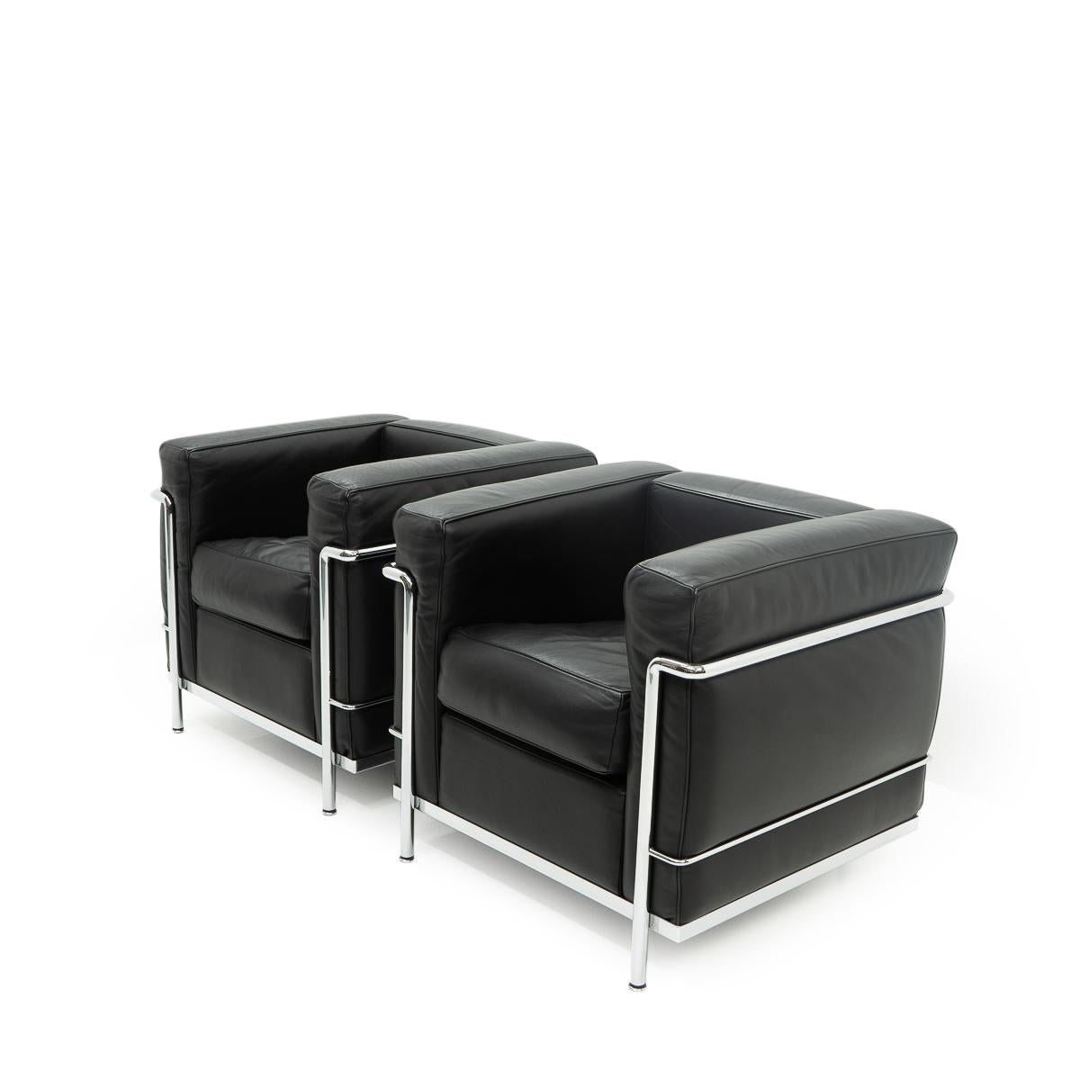 Late 20th Century Modernist Classsic Design: LC2 Armchairs, Le Corbusier by Cassina, 1990s
