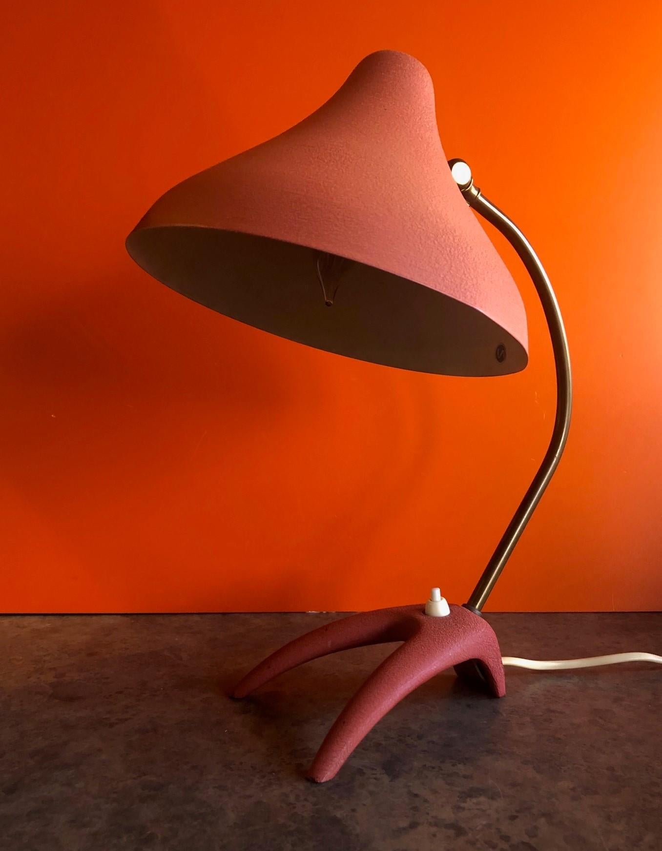 Modernist Claw Foot Desk Lamp by Louis Kalff for Phillips For Sale 2