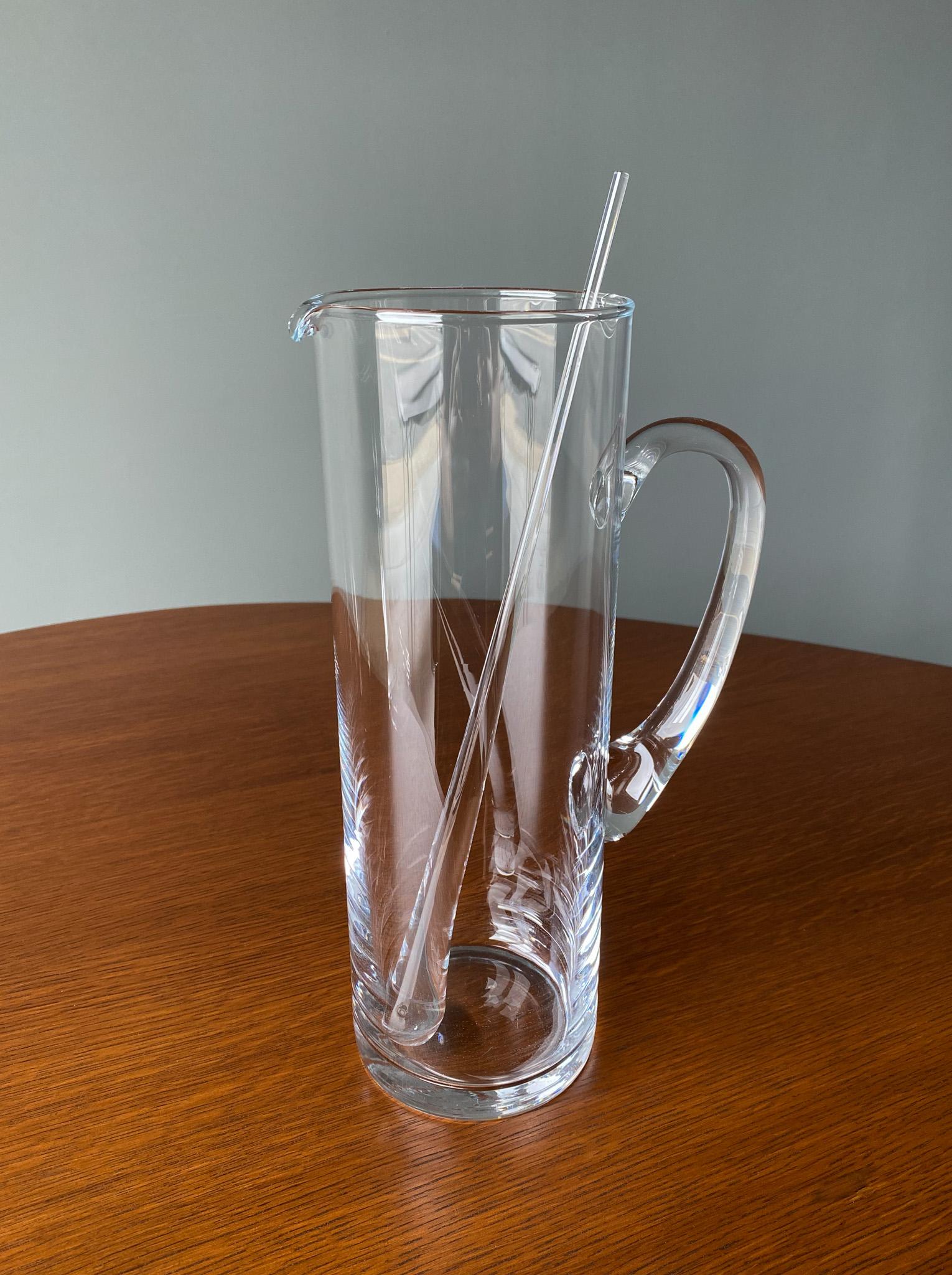 Modernist Clear Glass Pitcher w/ Stir Stick Style Of Per Lütken For Sale 6