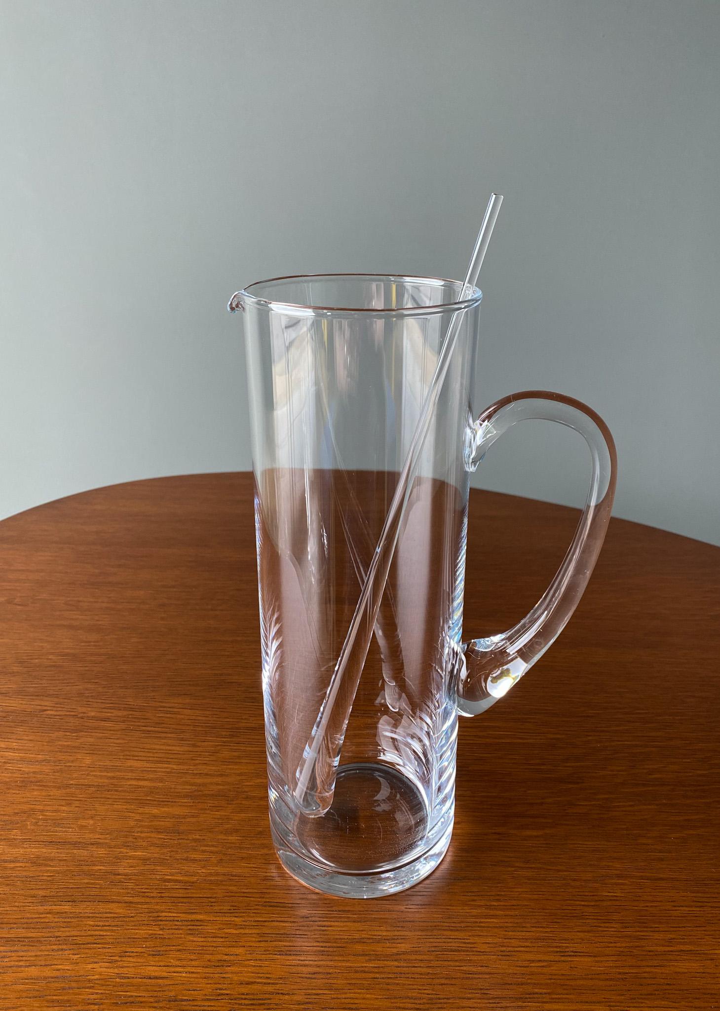 Modernist Clear Glass Pitcher w/ Stir Stick Style Of Per Lütken For Sale 8