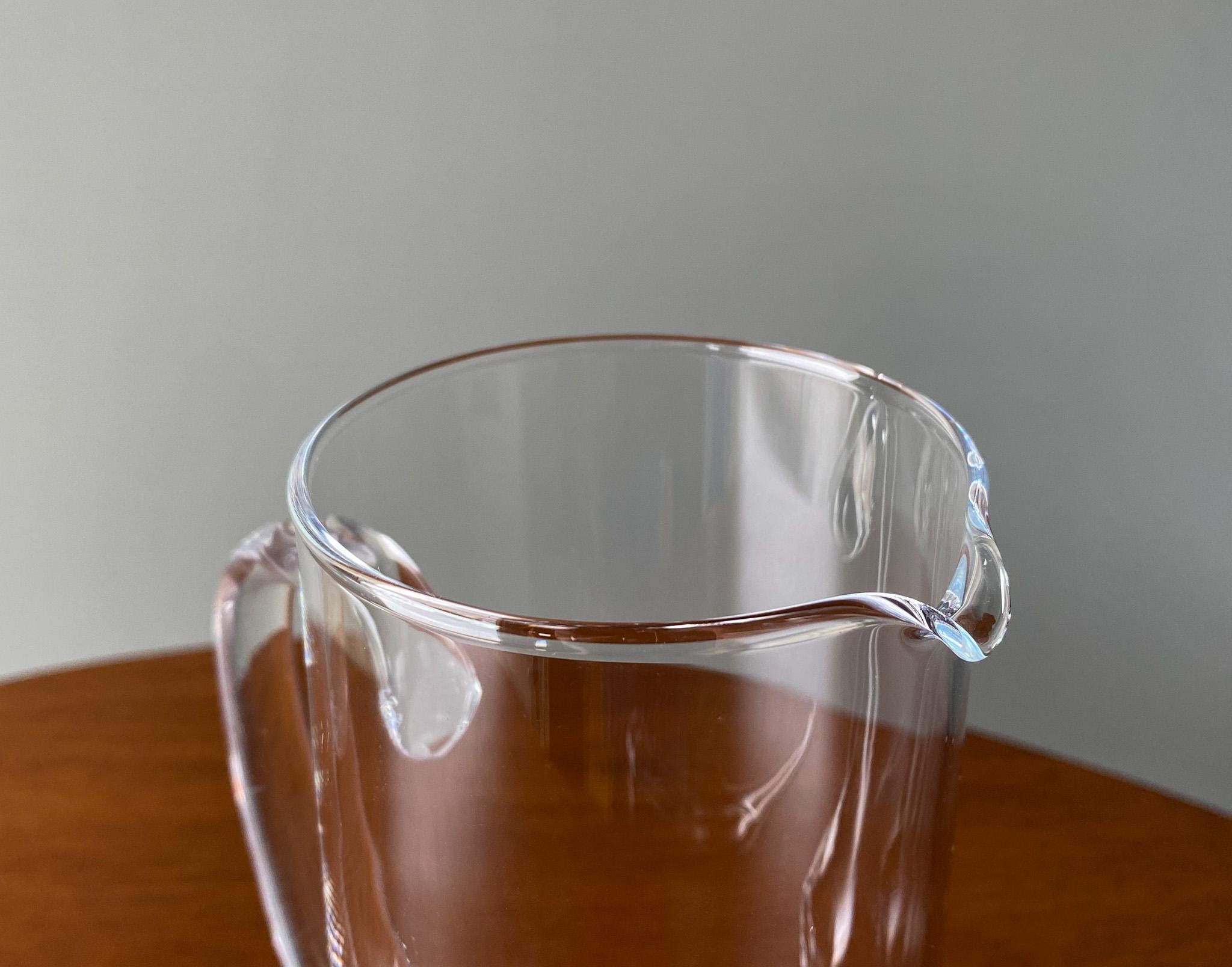 Modernist Clear Glass Pitcher w/ Stir Stick Style Of Per Lütken For Sale 2