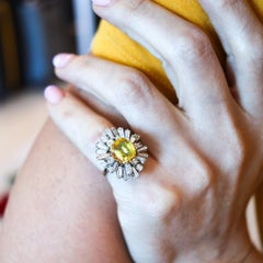 MODERNIST Cluster Cocktail Ring In 18Kt Gold 5.46 Ctw Diamonds & Yellow Sapphire
