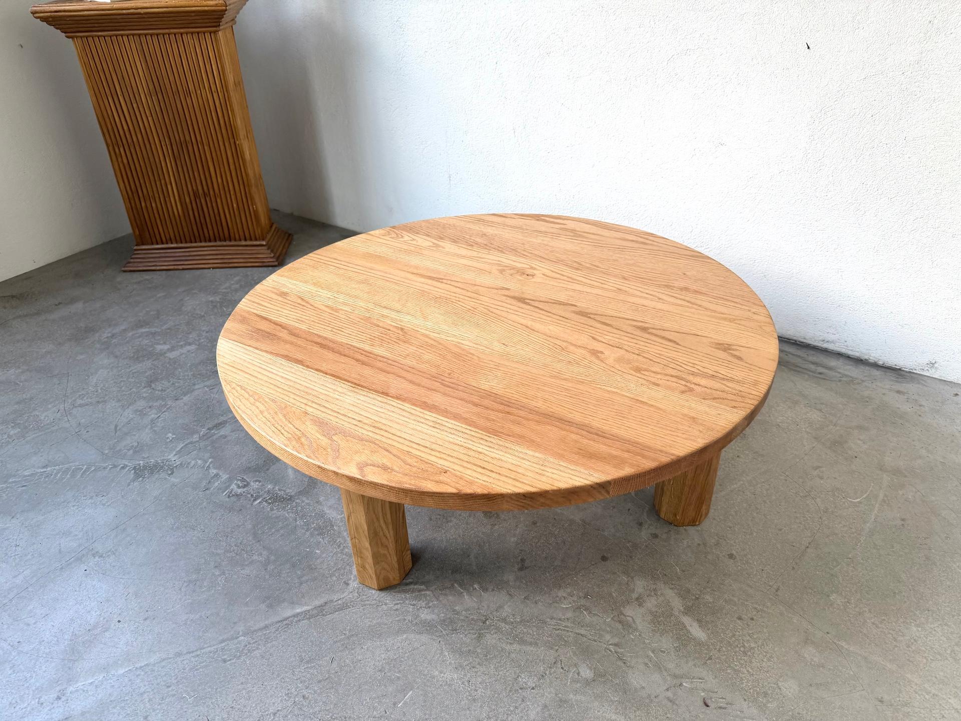 Table basse moderniste, 1970 Bon état - En vente à LYON, FR