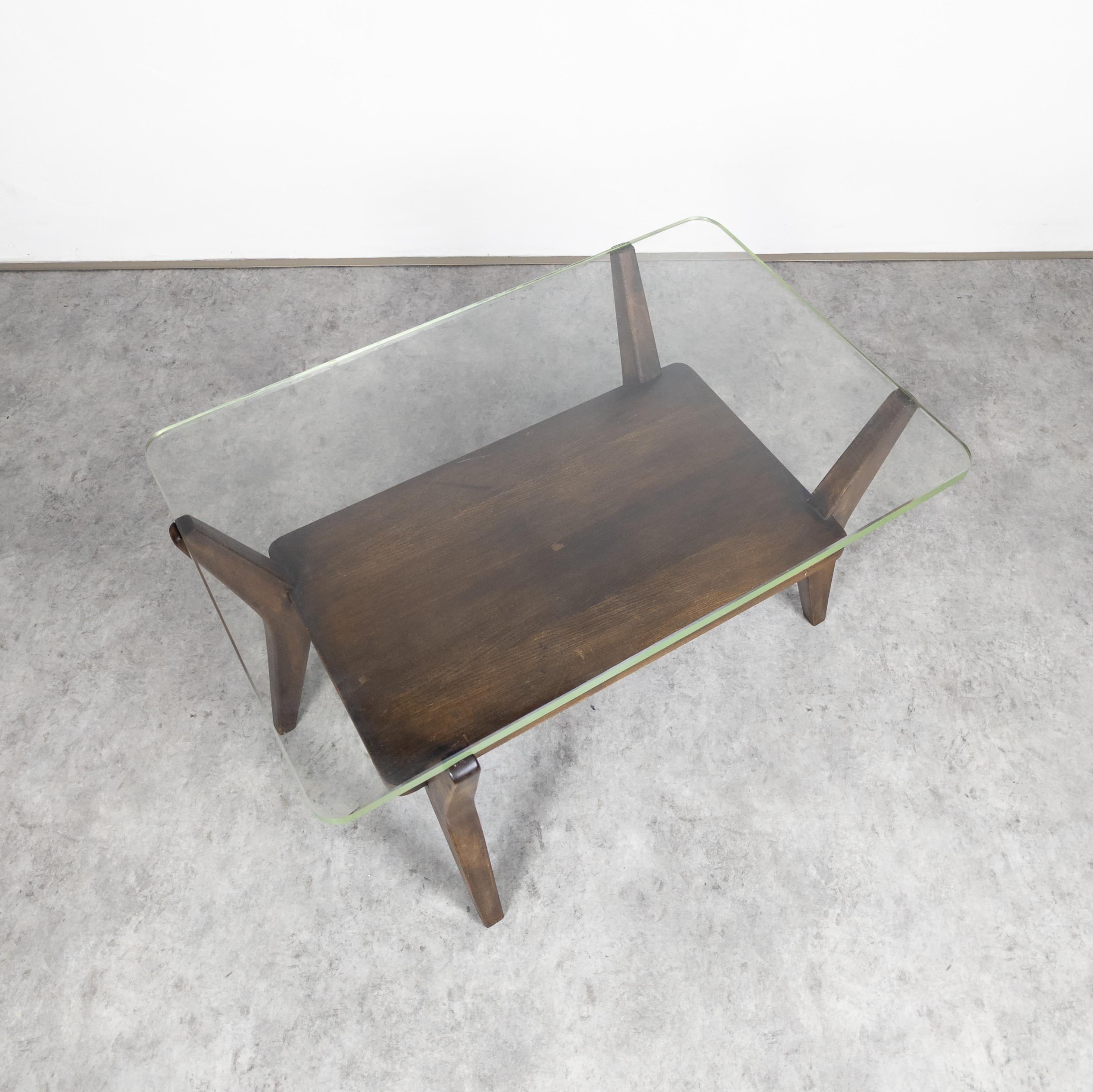 Modernist Coffee Table by Jan Vaněk for Krásná Jizba In Good Condition For Sale In PRAHA 5, CZ