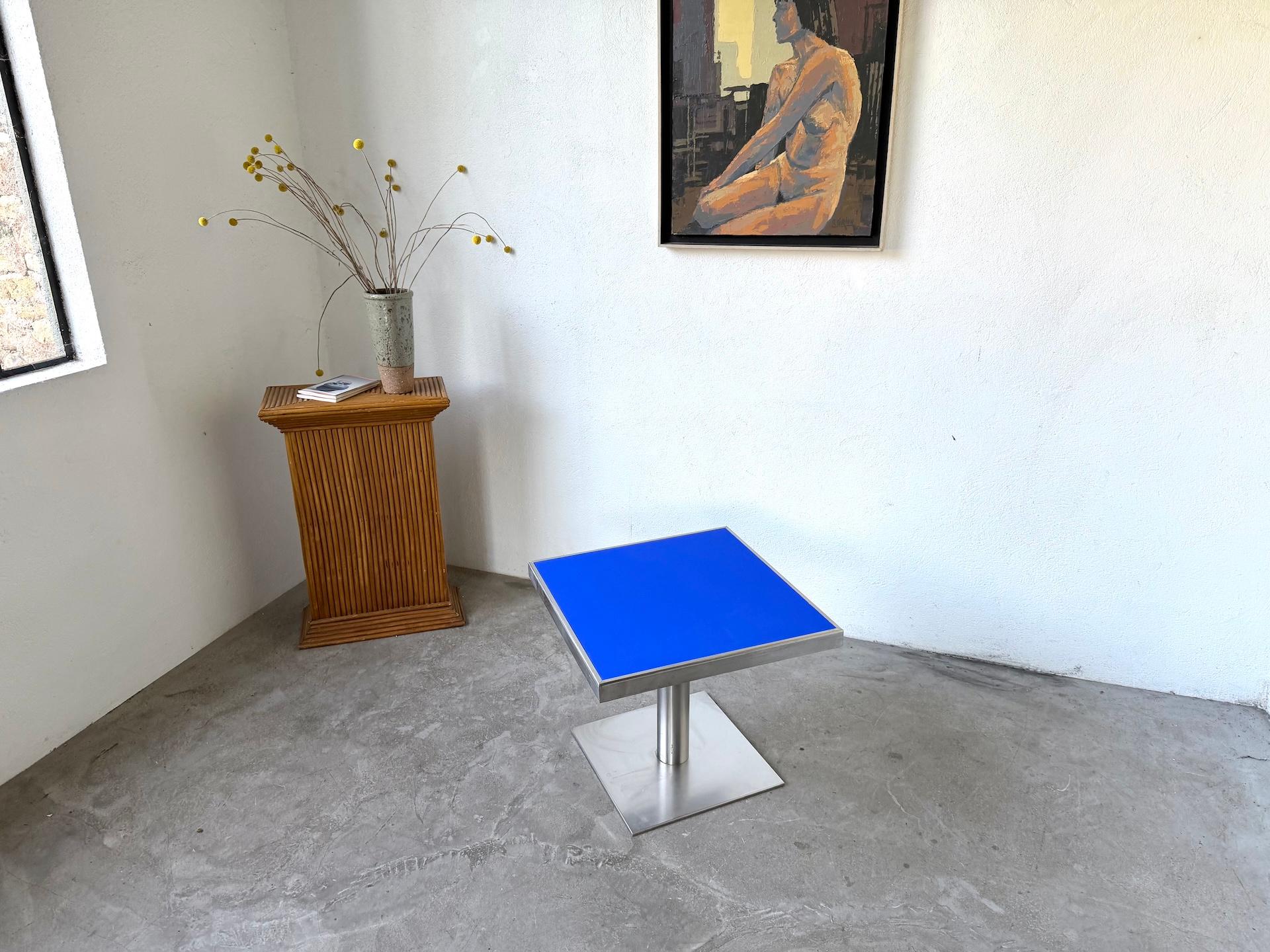 Table basse moderniste des années 1970 en vente 5