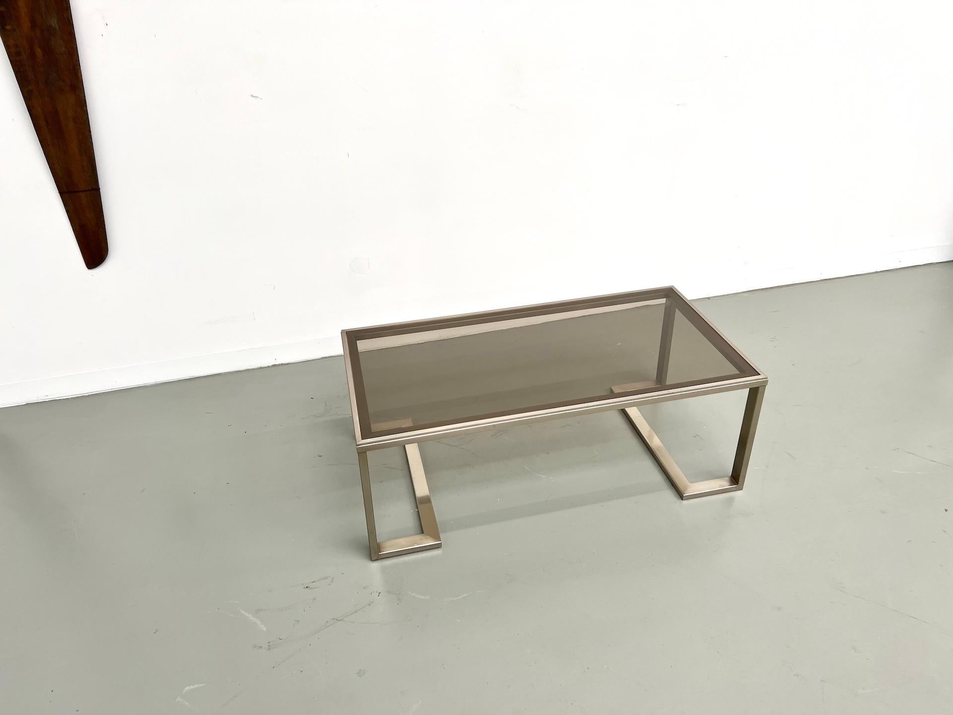 Mesa de centro modernista de los años 70 en venta 6