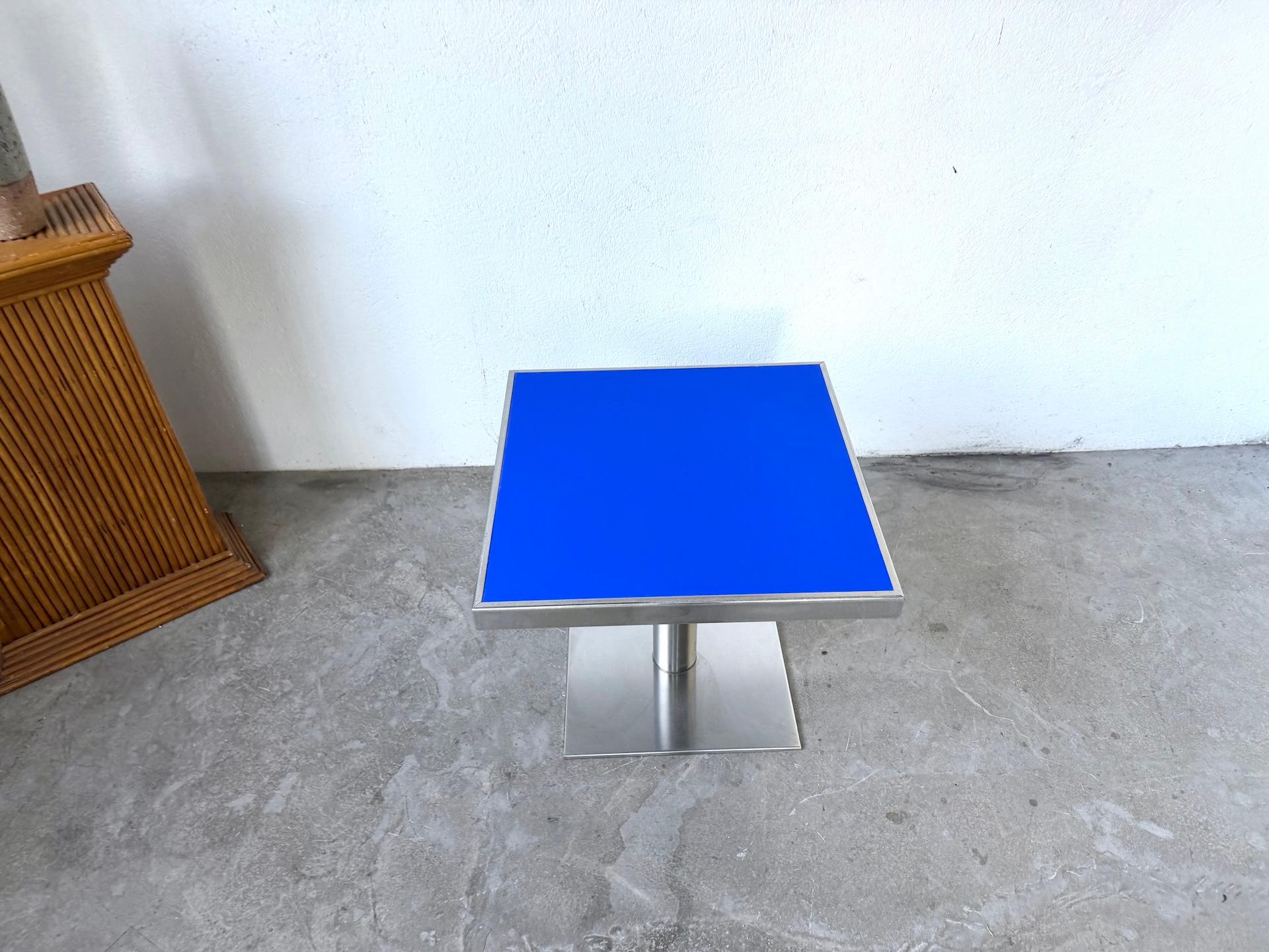 Table basse moderniste des années 1970 Bon état - En vente à LYON, FR
