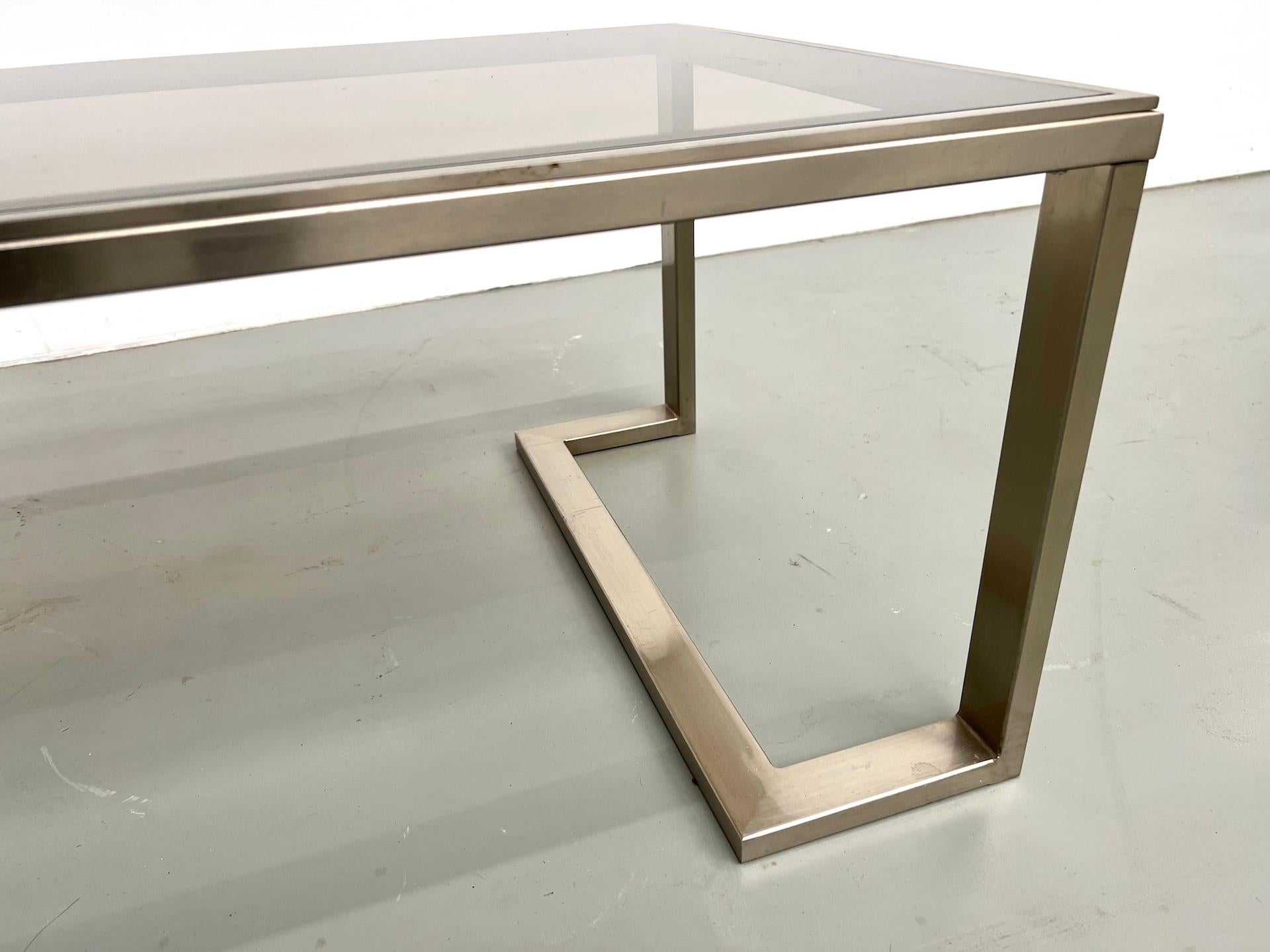 Mesa de centro modernista de los años 70 en venta 2