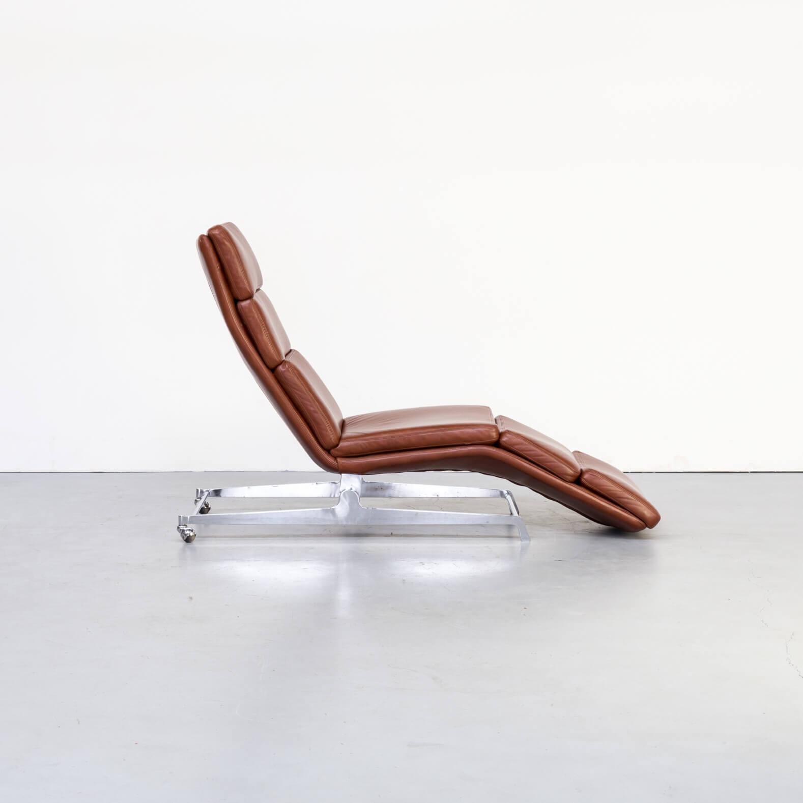 Dutch Modernist Cognac Leather Chaise Lounge with a Beautiful Tiltable Chrome Base For Sale