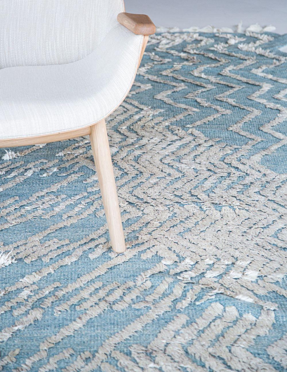 Hand-Knotted Nazmiyal Collection Modernist Collection Rug. Size: 8 ft 7 in x 12 ft 2 in