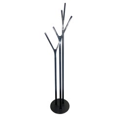 Modernistischer Contemporary Wishbone Garderobenständer - Spiegel Chrom von Busk+Hertzog