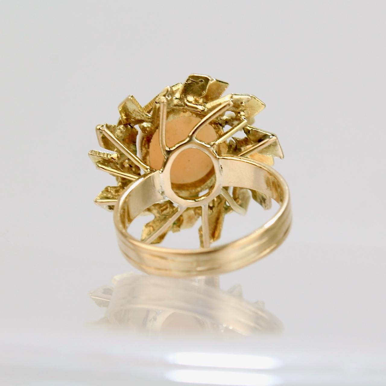 Modernist Coral and 14 Karat Gold Floral Cocktail Ring For Sale 2