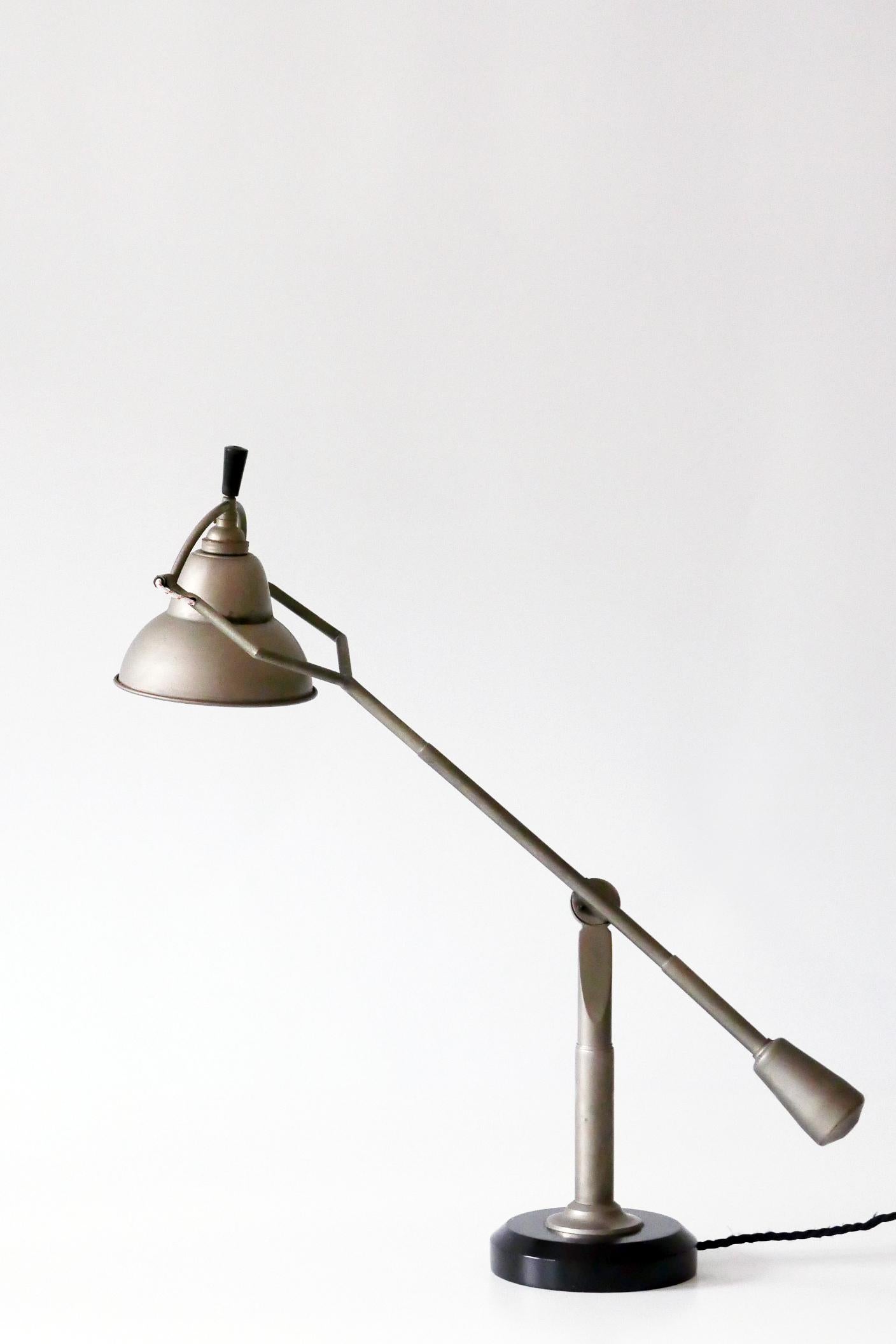 Modernist Counterbalance Table Lamp by Edouard-Wilfred Buquet, 1927, France For Sale 4