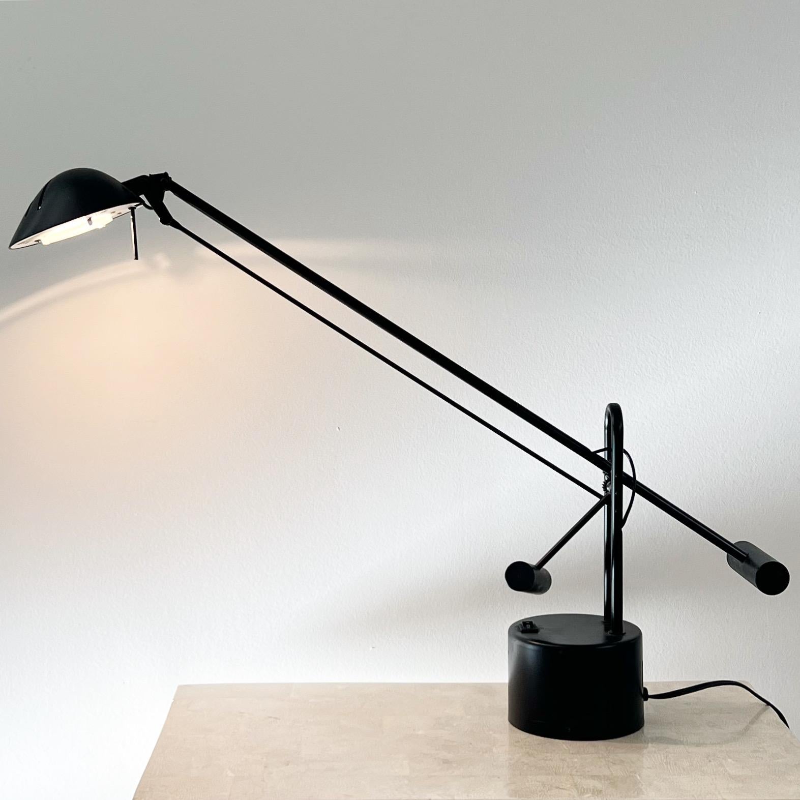 A rare modernist adjustable table lamp by Underwriters Laboratories with crane-neck, early 1970s. Height is adjustable thanks to gravity and the specifically weighted attributes of the lamp’s construction. Minor signs of age but overall truly