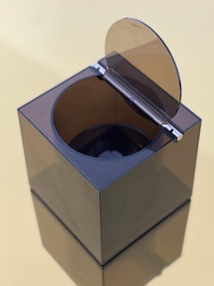Cubo modernista in plexy fumè Cini & Nils Secchiello per il ghiaccio Accessorio per la casa italiano degli anni '70