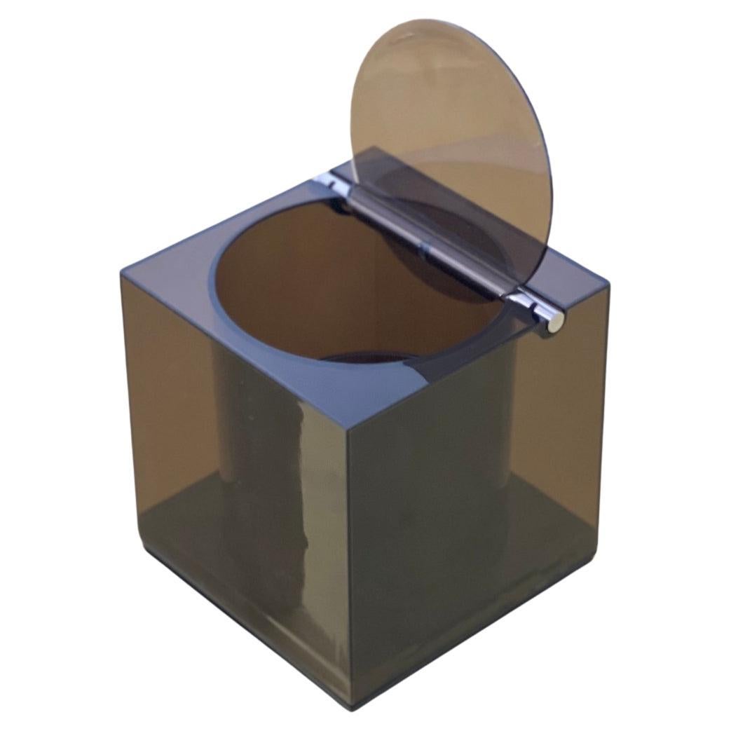 Modernist cube plexy fumè Cini & Nils Ice Bucket Italian 1970's home accessory