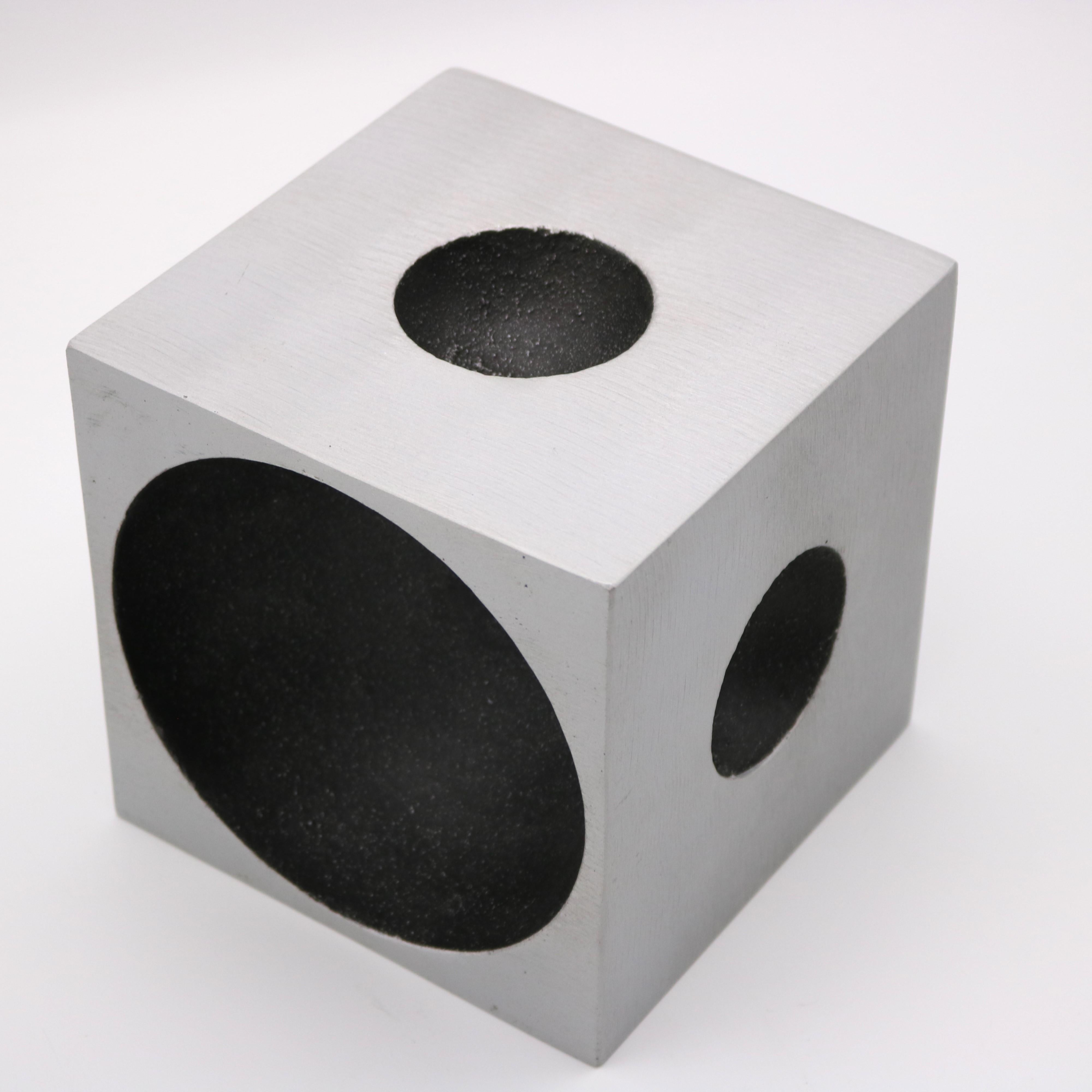 Modernist Cube Sculpture by Artist Lorenzo Burchiellaro For Sale 3