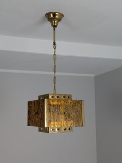 Modernistische kubische Pendelleuchte aus Messing und farbigem Glas, S. Liikkanen, 1970er Jahre