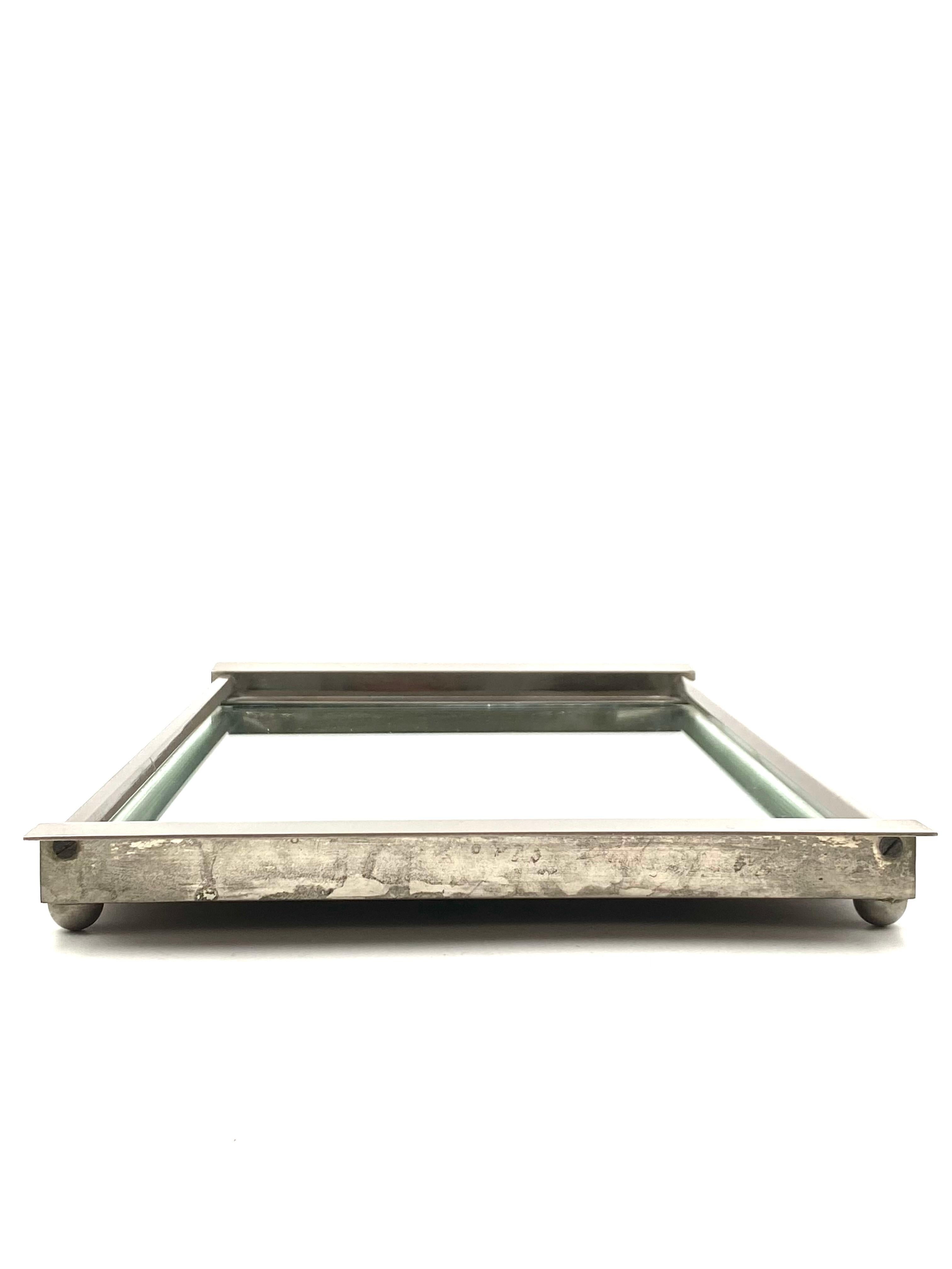 Modernist Cubist Mirrored Tray, France 1940s For Sale 9