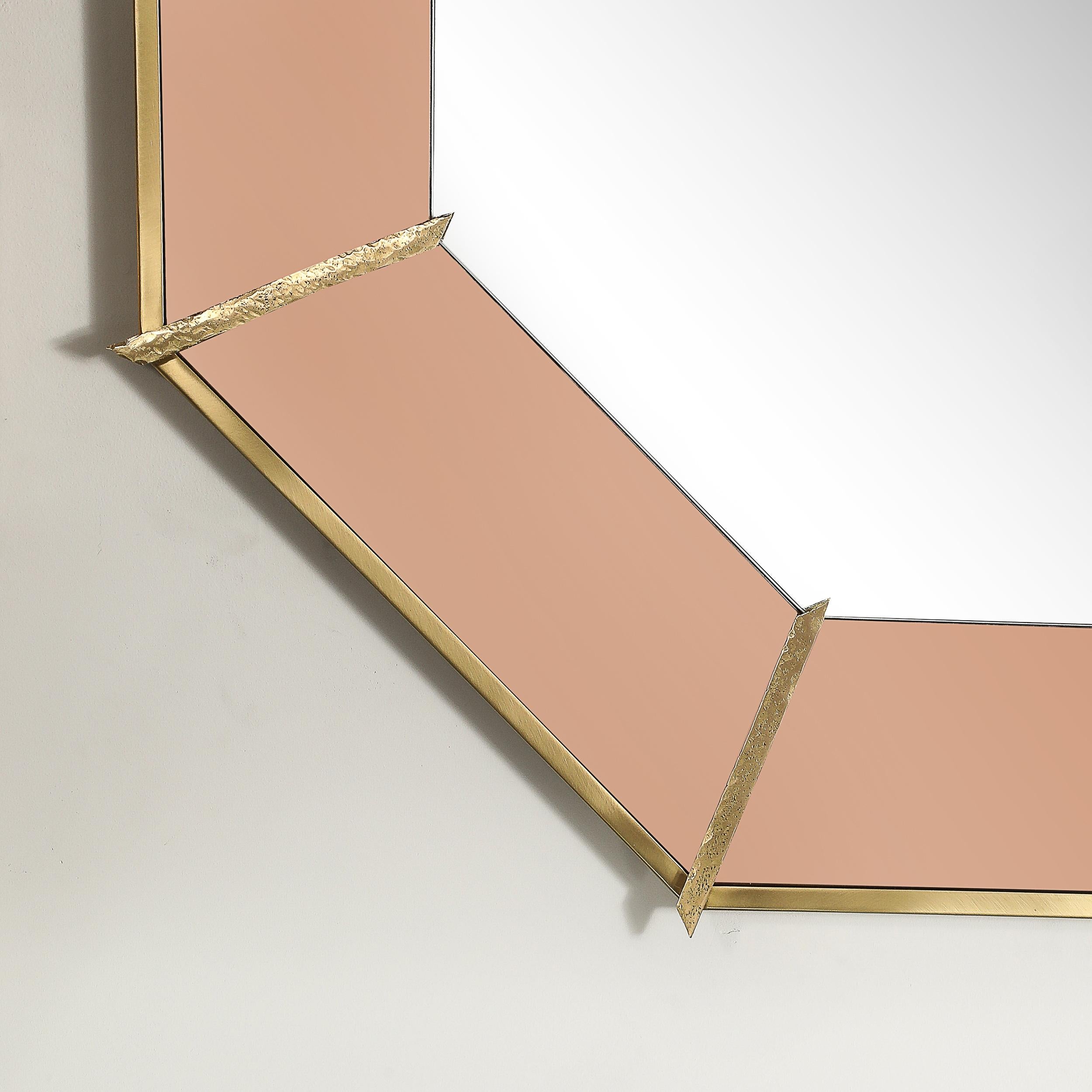 Modernist Custom by High Style Deco Achteckiger Bronzespiegel mit Umrandung und Segmenten (amerikanisch) im Angebot