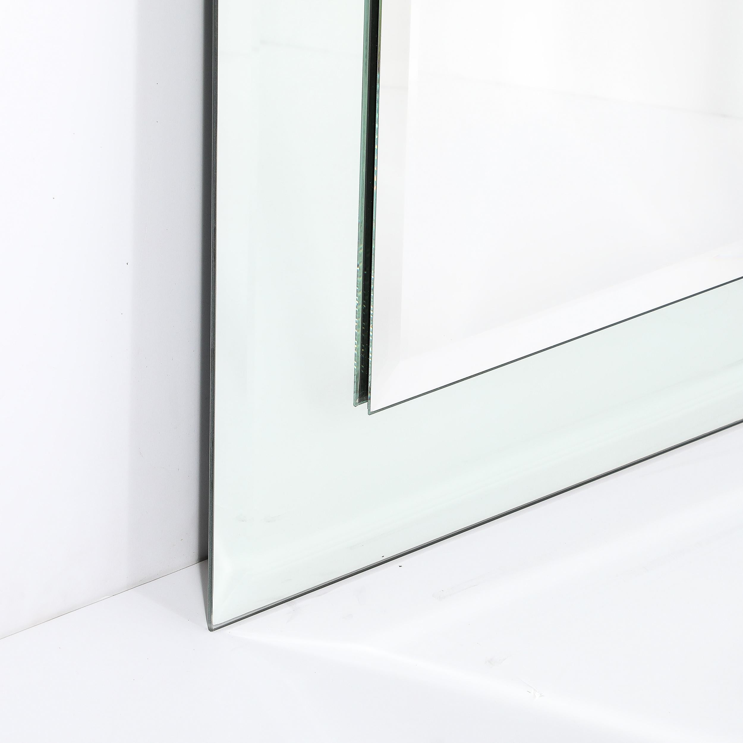Miroir rectangulaire moderniste à deux niveaux avec détails biseautés en vente 4